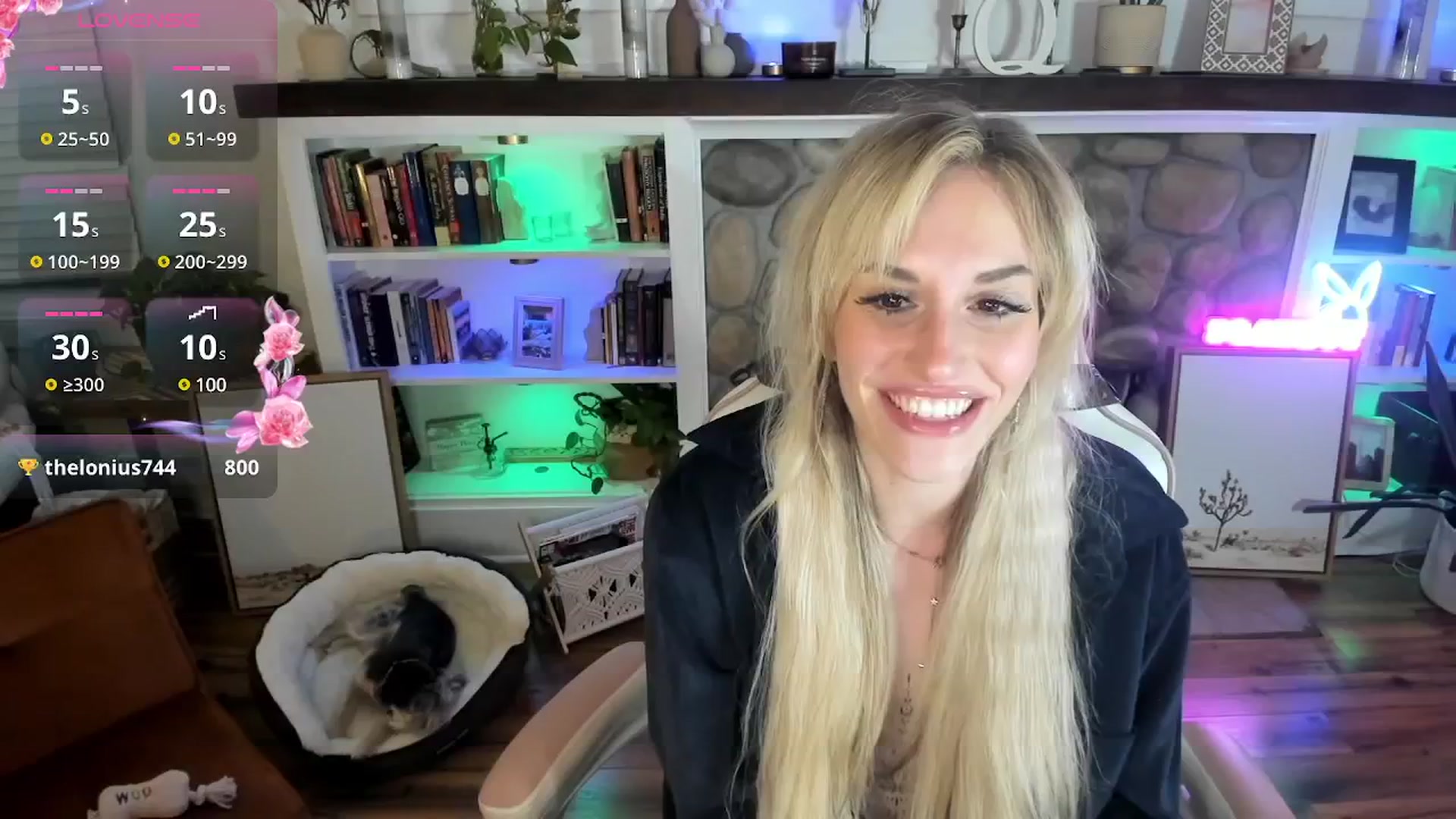 Gallery image thumbnail from LillieQ's myfreecams stream on, 07/29/2025, 13:14 image 3 of 20