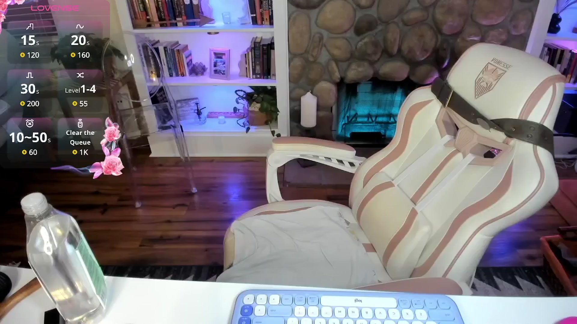 Gallery image thumbnail from LillieQ's myfreecams stream on, 08/02/2025, 12:28 image 14 of 20