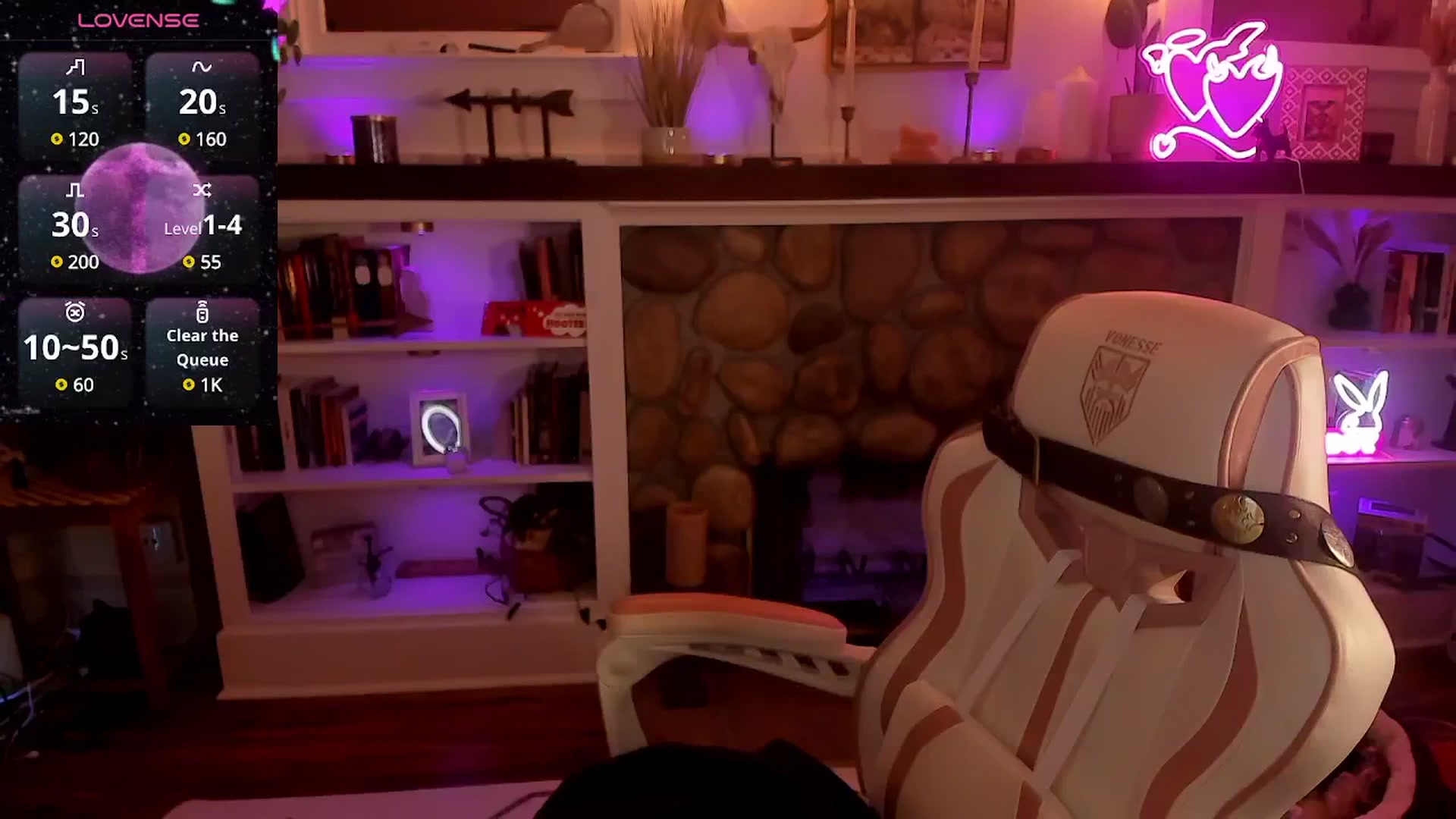 Gallery image thumbnail from LillieQ's myfreecams stream on, 08/10/2025, 13:20 image 10 of 20