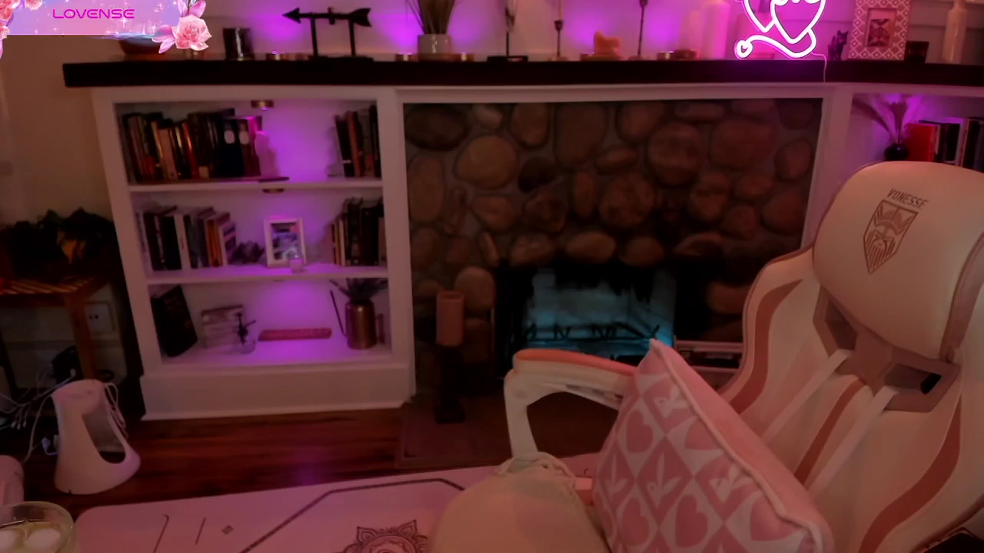 Gallery image thumbnail from LillieQ's myfreecams stream on, 08/17/2025, 06:02 image 14 of 20