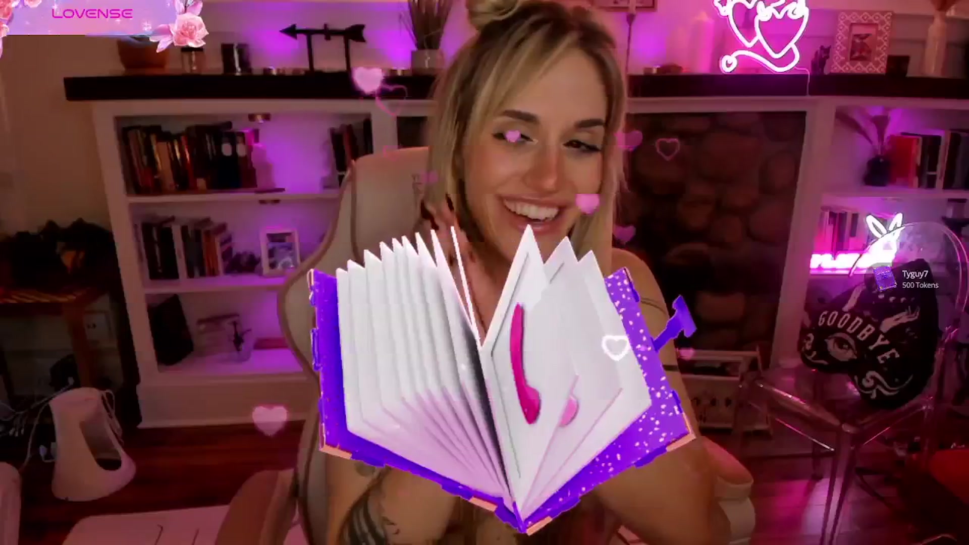 Gallery image thumbnail from LillieQ's myfreecams stream on, 08/17/2025, 06:02 image 10 of 20