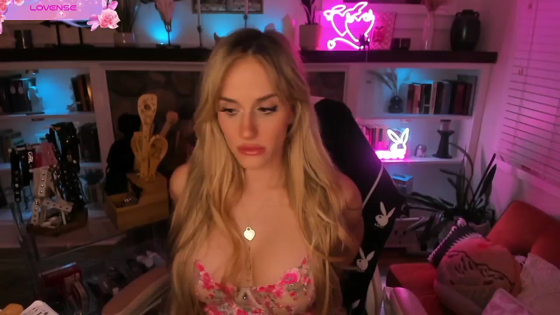 Gallery image thumbnail from LillieQ's myfreecams stream on, 08/20/2025, 03:28 image 20 of 20