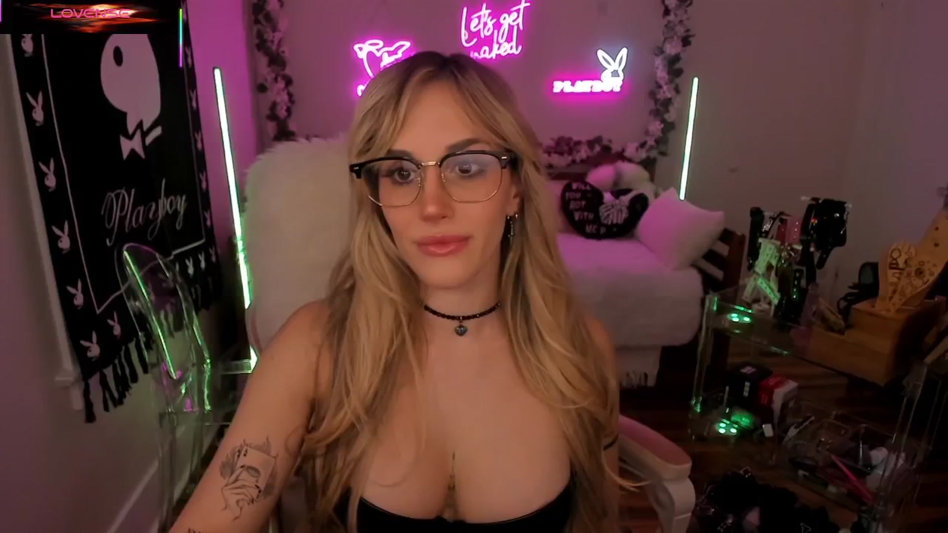 Gallery image thumbnail from LillieQ's myfreecams stream on, 08/22/2025, 05:24 image 19 of 20