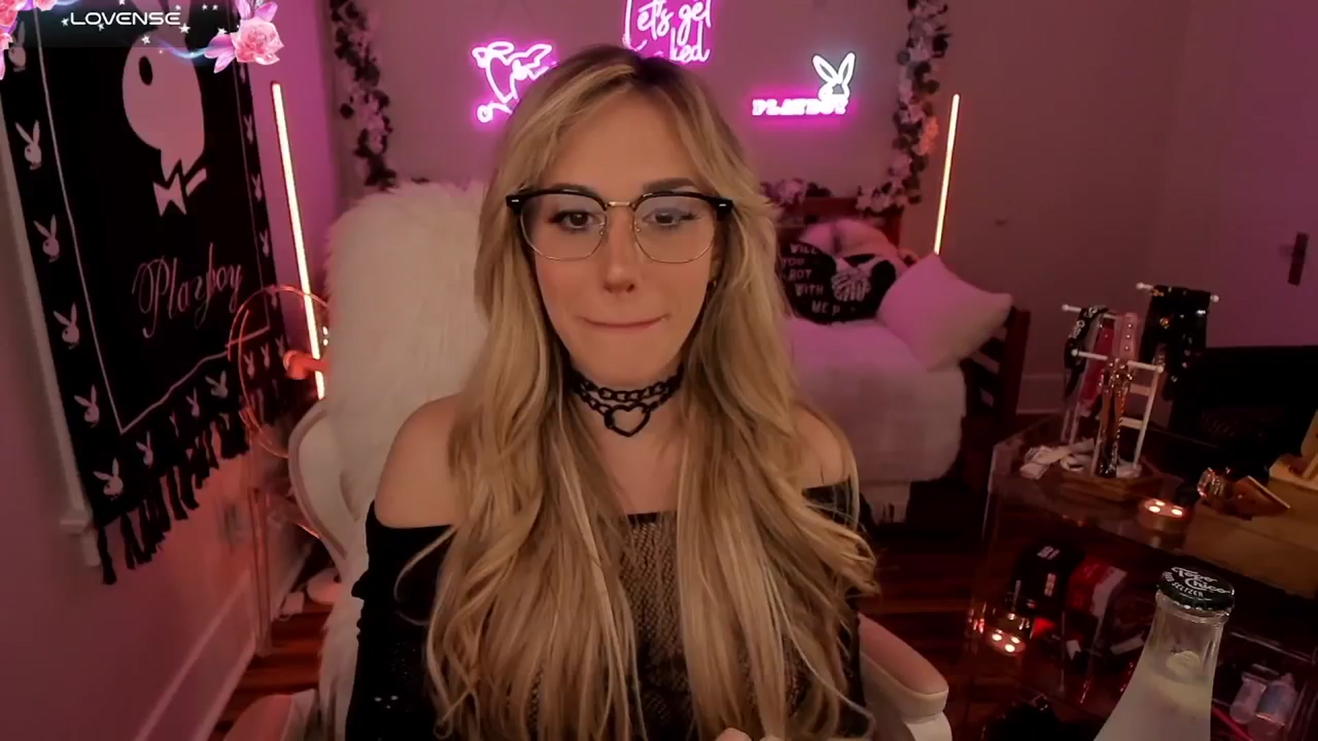 Gallery image thumbnail from LillieQ's myfreecams stream on, 08/24/2025, 09:16 image 1 of 20