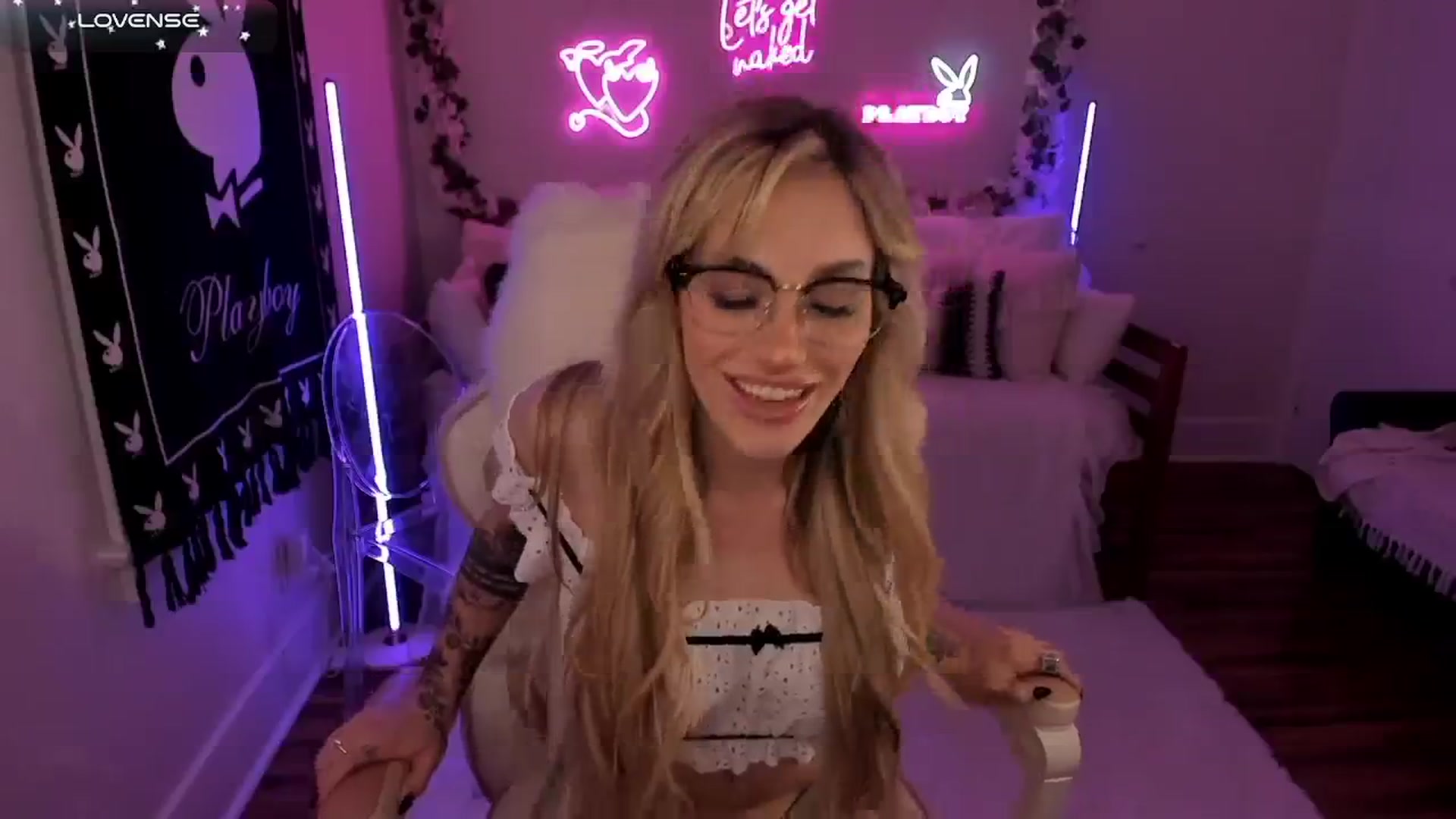 Gallery image thumbnail from LillieQ's myfreecams stream on, 08/27/2025, 07:28 image 14 of 20
