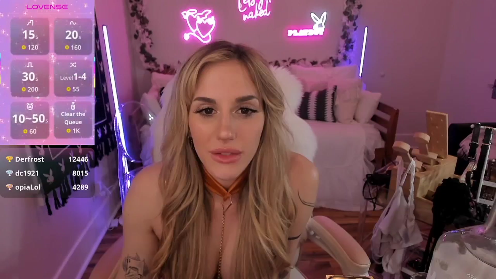 Gallery image thumbnail from LillieQ's myfreecams stream on, 08/31/2025, 07:00 image 17 of 20