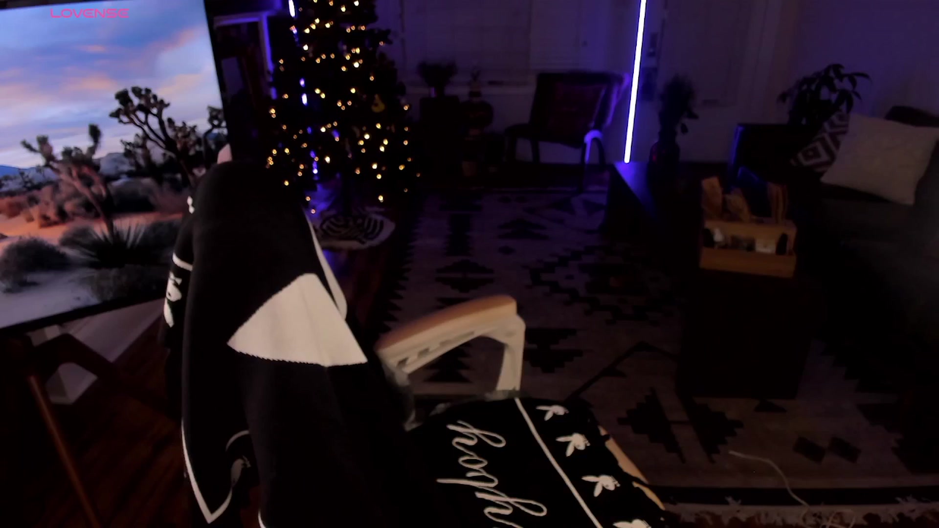 Gallery image thumbnail from LillieQ's myfreecams stream on, 11/14/2025, 09:04 image 10 of 20