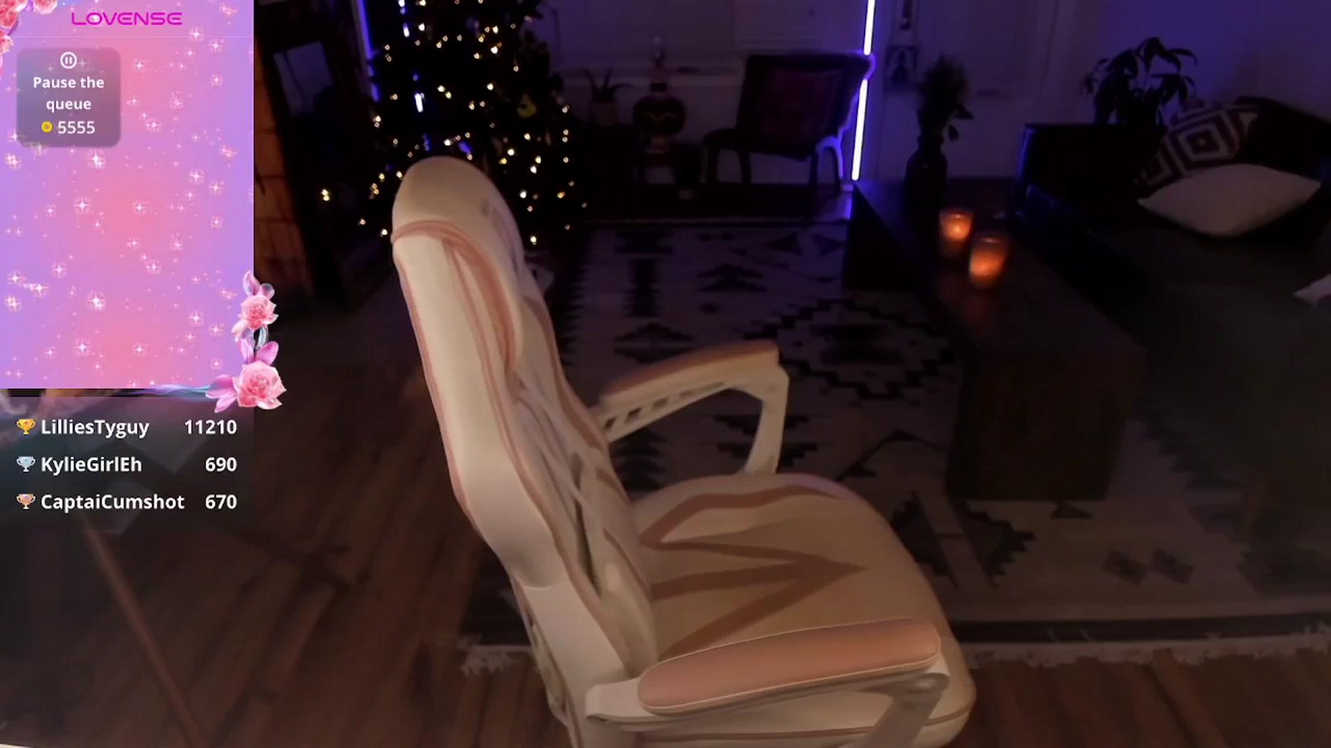 Gallery image thumbnail from LillieQ's myfreecams stream on, 11/17/2025, 08:13 image 16 of 20
