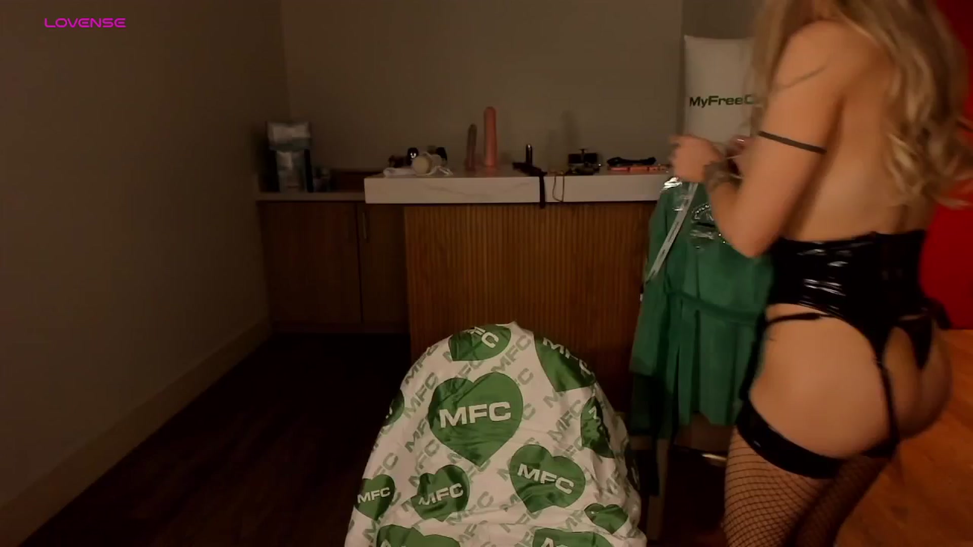 Gallery image thumbnail from LillieQ's myfreecams stream on, 01/23/2026, 10:26 image 7 of 20