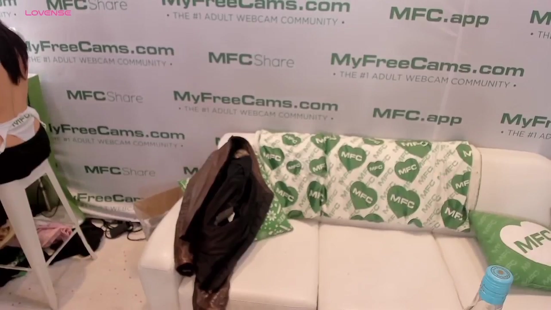 Gallery image thumbnail from LillieQ's myfreecams stream on, 01/24/2026, 02:20 image 18 of 20