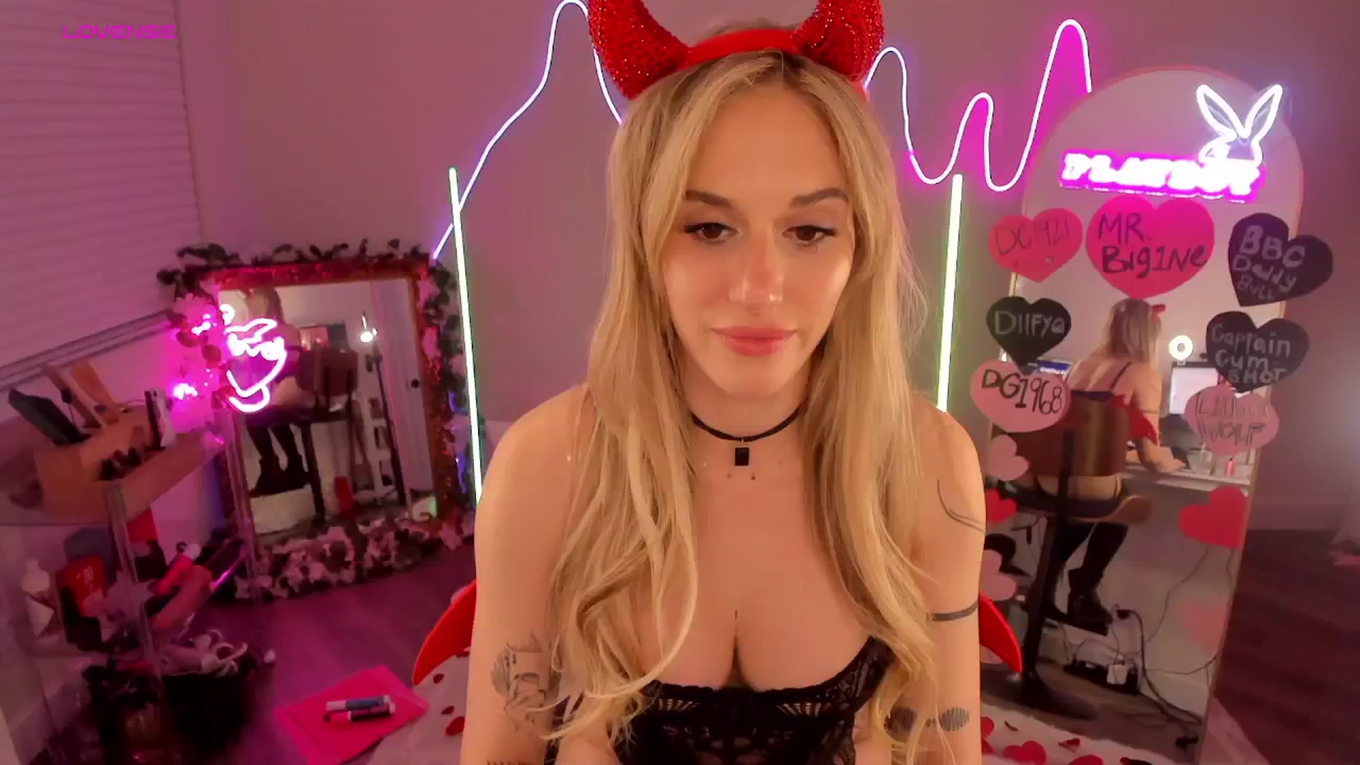 Gallery image thumbnail from LillieQ's myfreecams stream on, 02/14/2026, 09:31 image 10 of 20