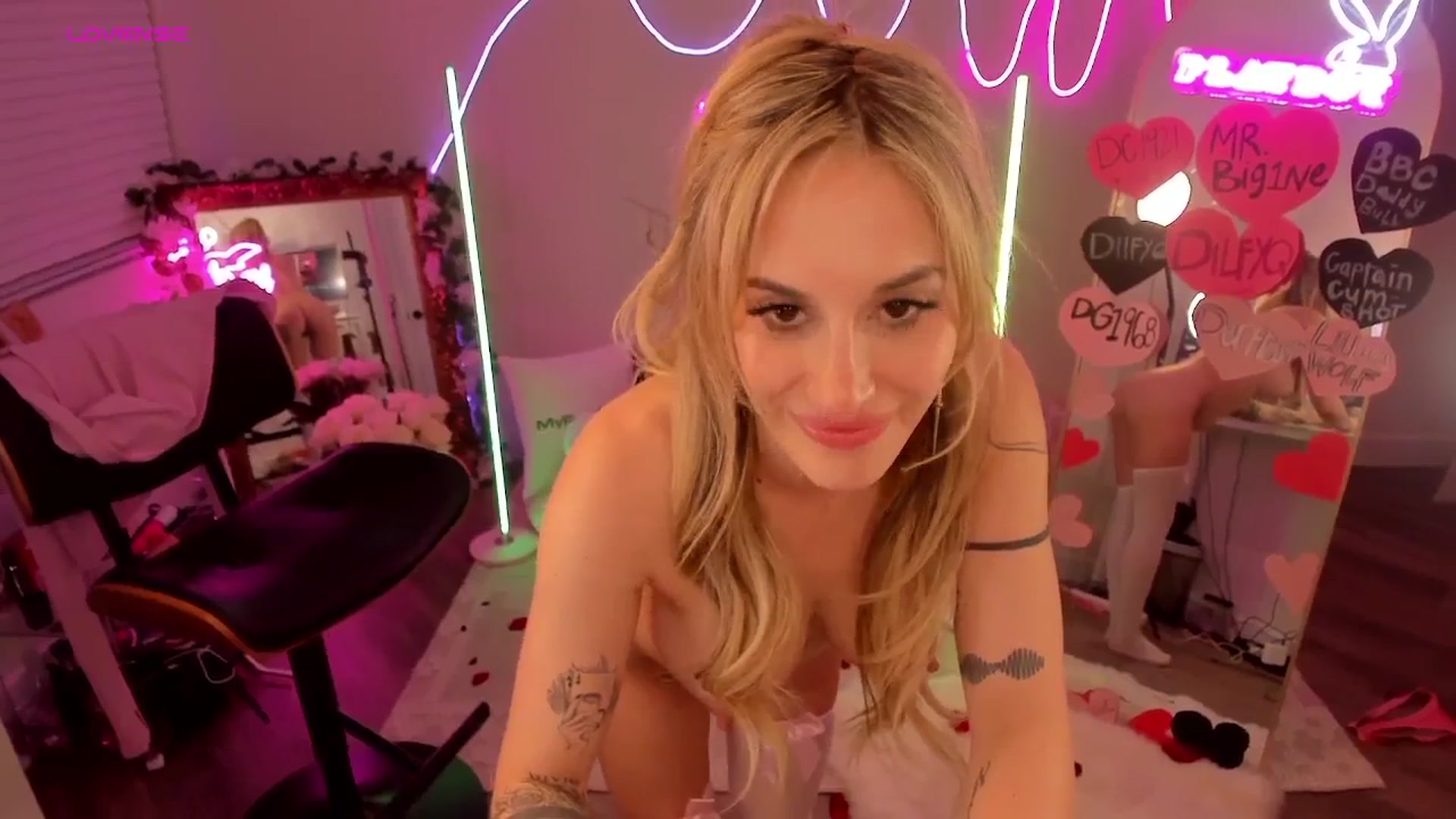 Gallery image thumbnail from LillieQ's myfreecams stream on, 02/15/2026, 14:01 image 12 of 20
