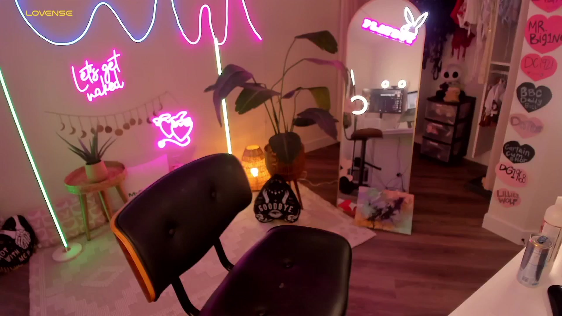 Gallery image thumbnail from LillieQ's myfreecams stream on, 03/02/2026, 09:06 image 4 of 20