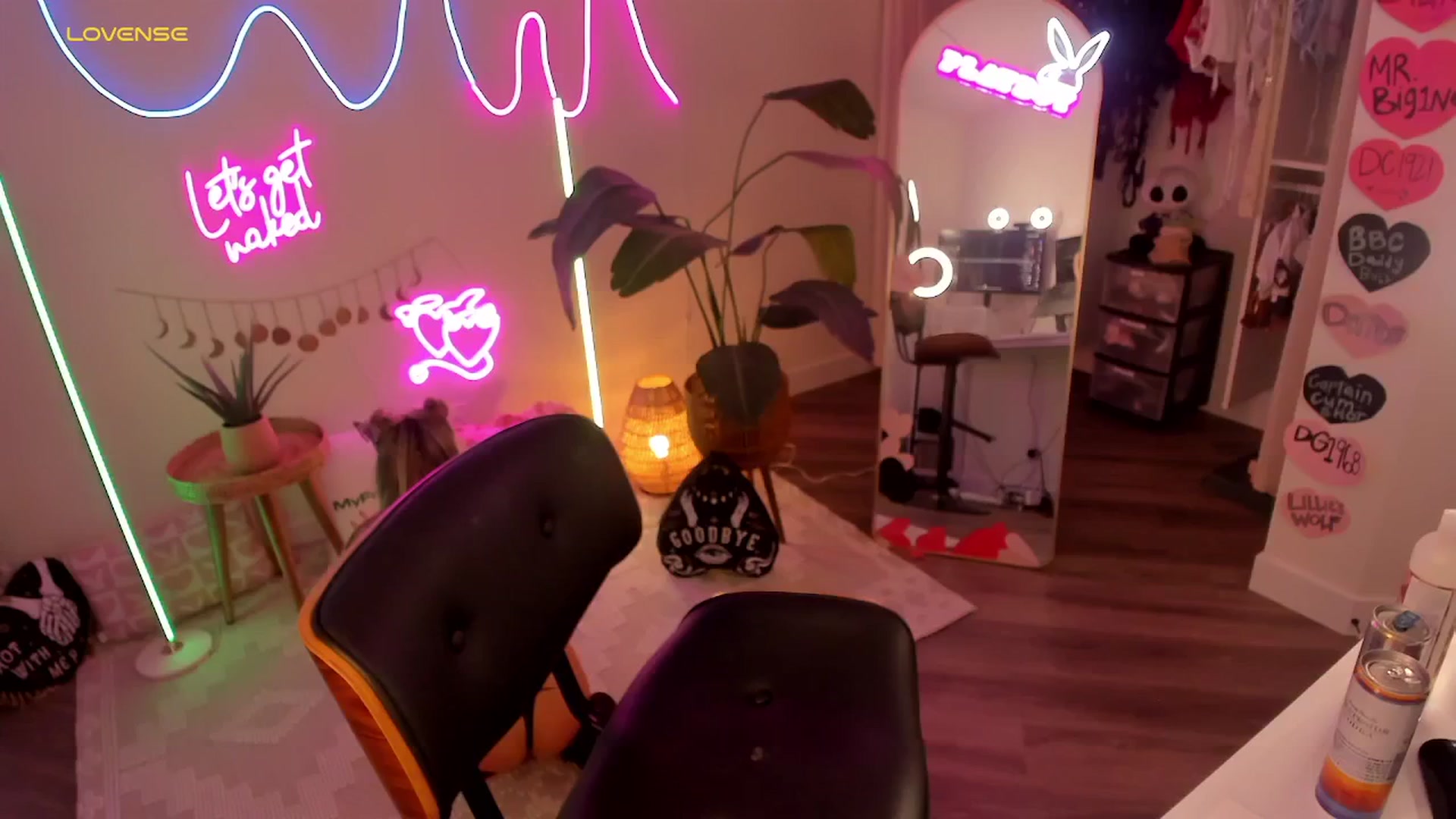 Gallery image thumbnail from LillieQ's myfreecams stream on, 03/02/2026, 09:06 image 3 of 20