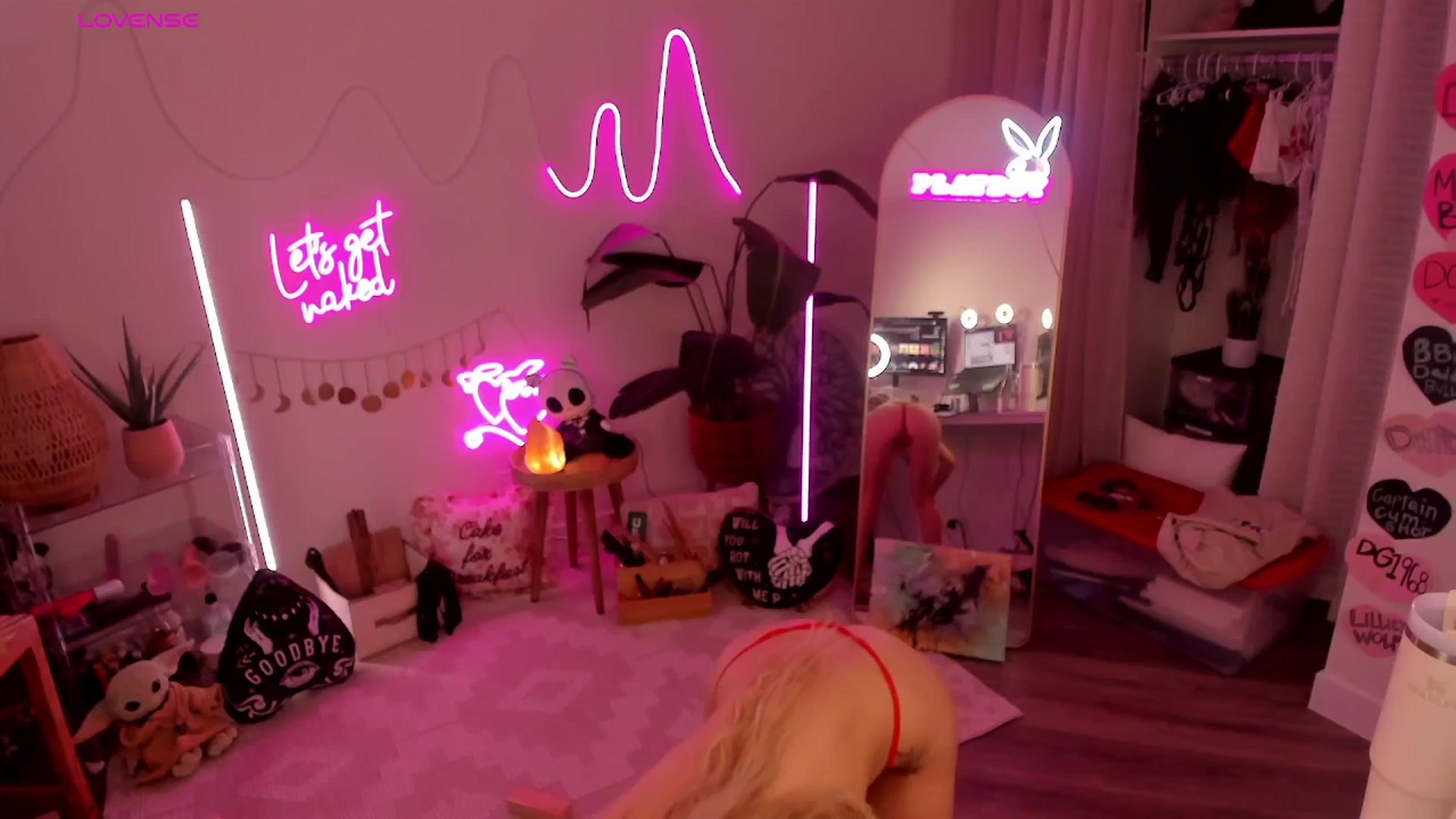 Gallery image thumbnail from LillieQ's myfreecams stream on, 03/09/2026, 07:49 image 16 of 20