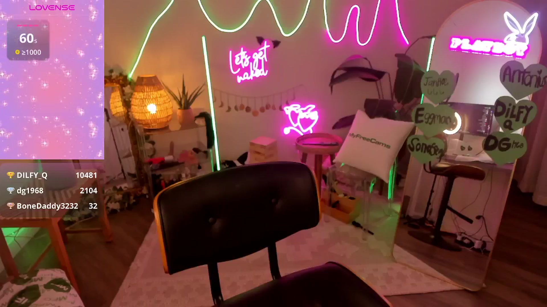 Gallery image thumbnail from LillieQ's myfreecams stream on, 03/18/2026, 07:53 image 12 of 20