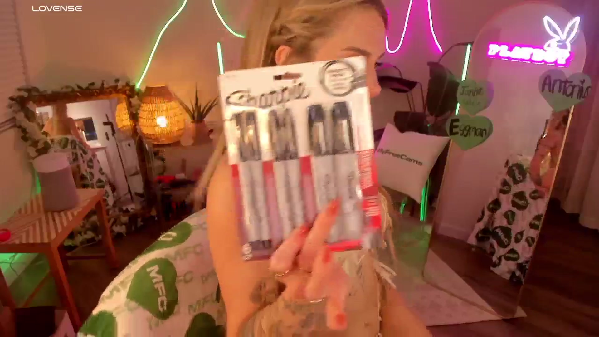 Gallery image thumbnail from LillieQ's myfreecams stream on, 03/18/2026, 07:53 image 3 of 20