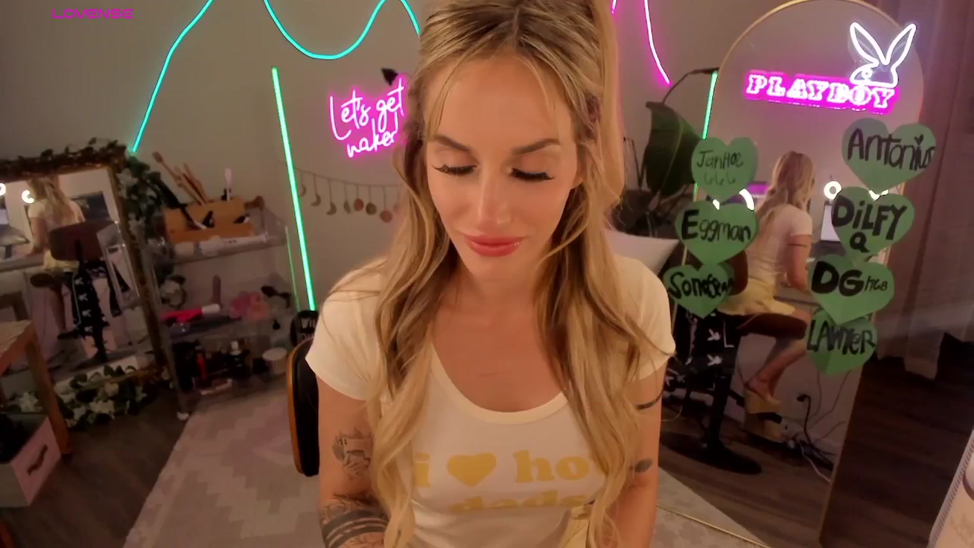 Gallery image thumbnail from LillieQ's myfreecams stream on, 03/20/2026, 24:00 image 4 of 20