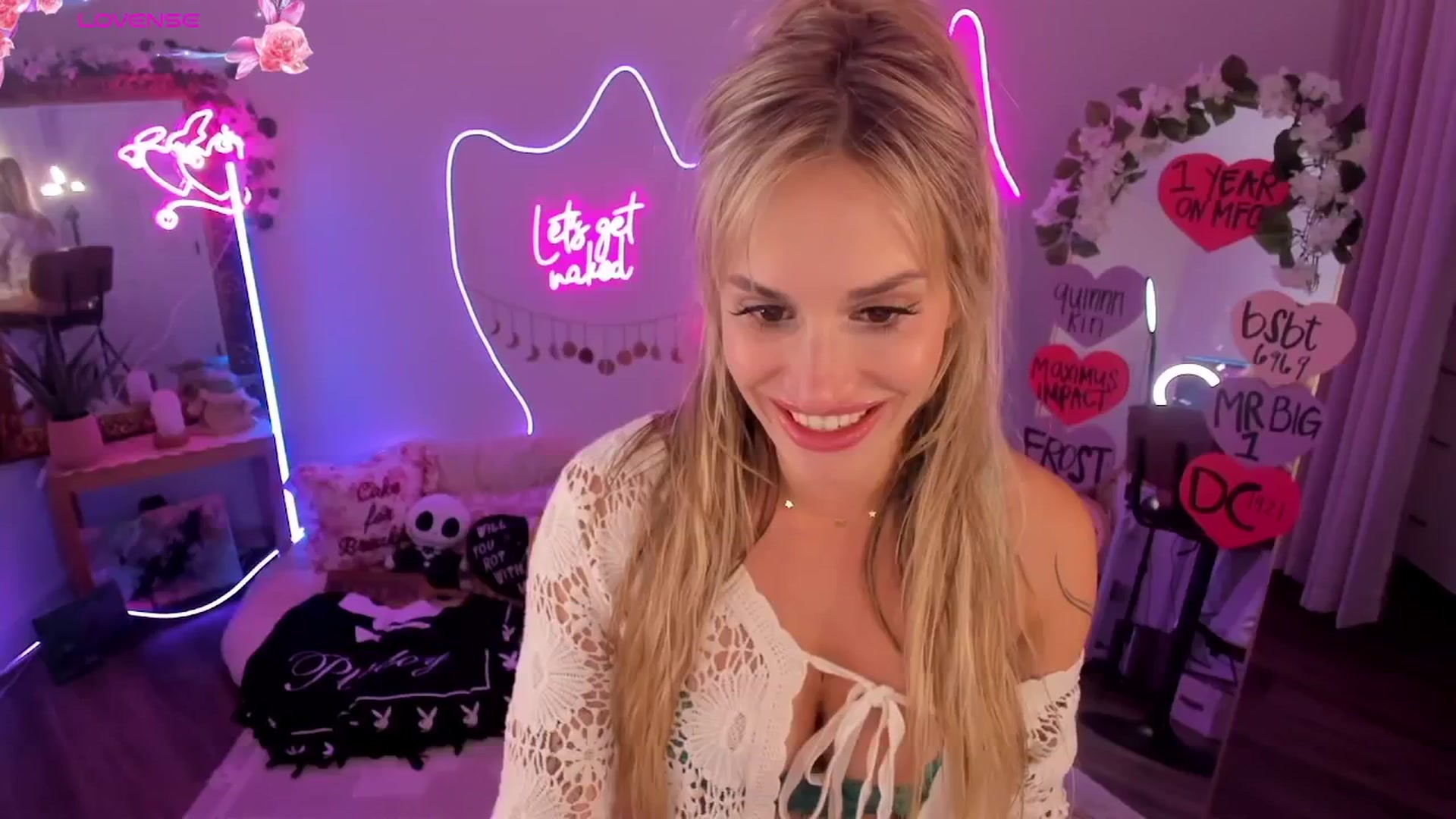 Gallery image thumbnail from LillieQ's myfreecams stream on, 04/08/2026, 08:16 image 1 of 20