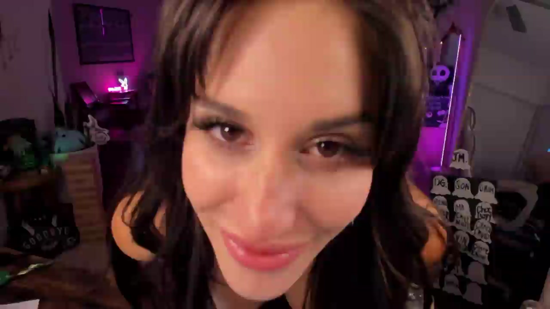 Gallery image thumbnail from LillieQ's myfreecams stream on, 09/06/2026, 11:08 image 8 of 20
