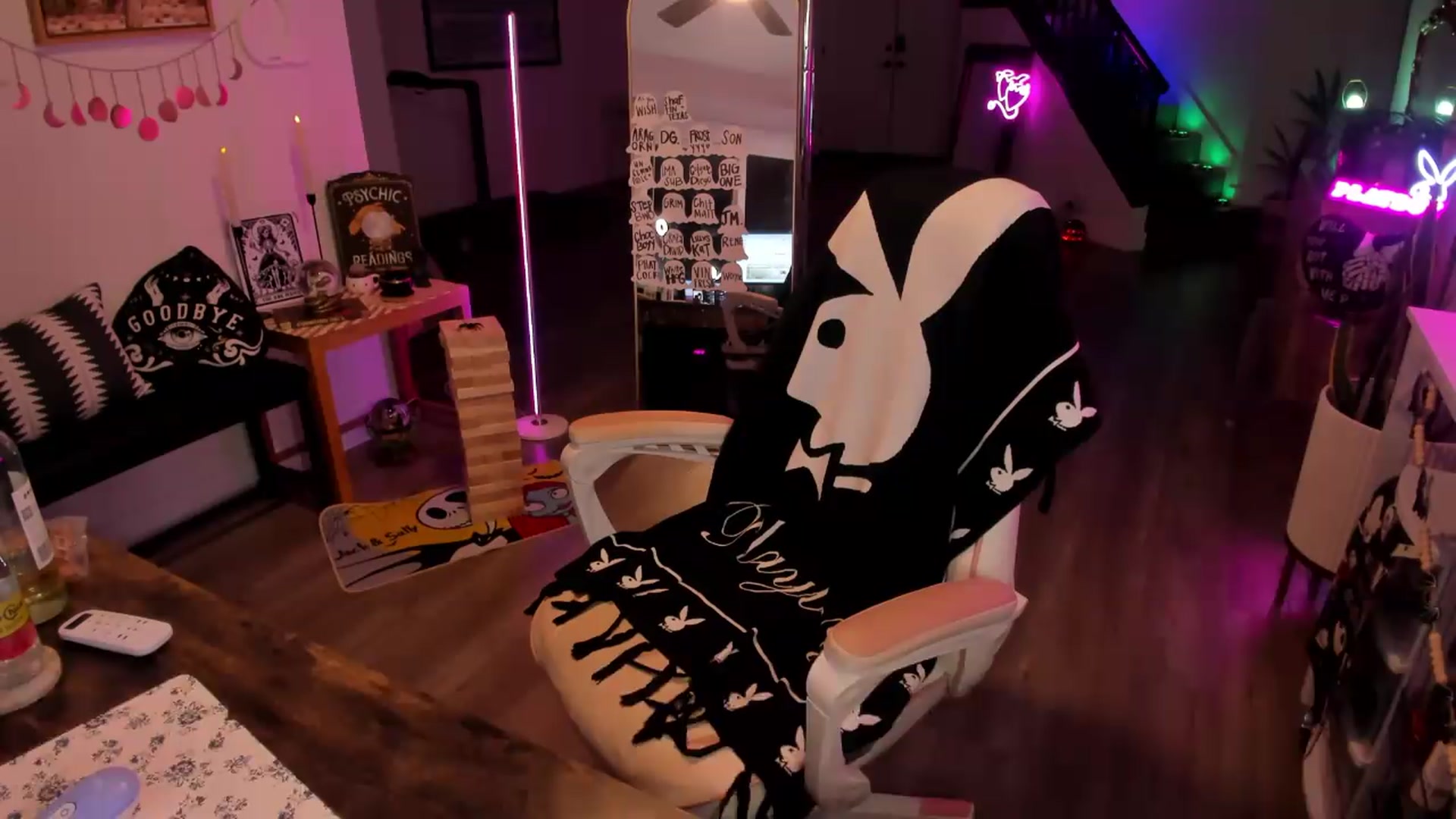 Gallery image thumbnail from LillieQ's myfreecams stream on, 09/15/2026, 08:07 image 13 of 20