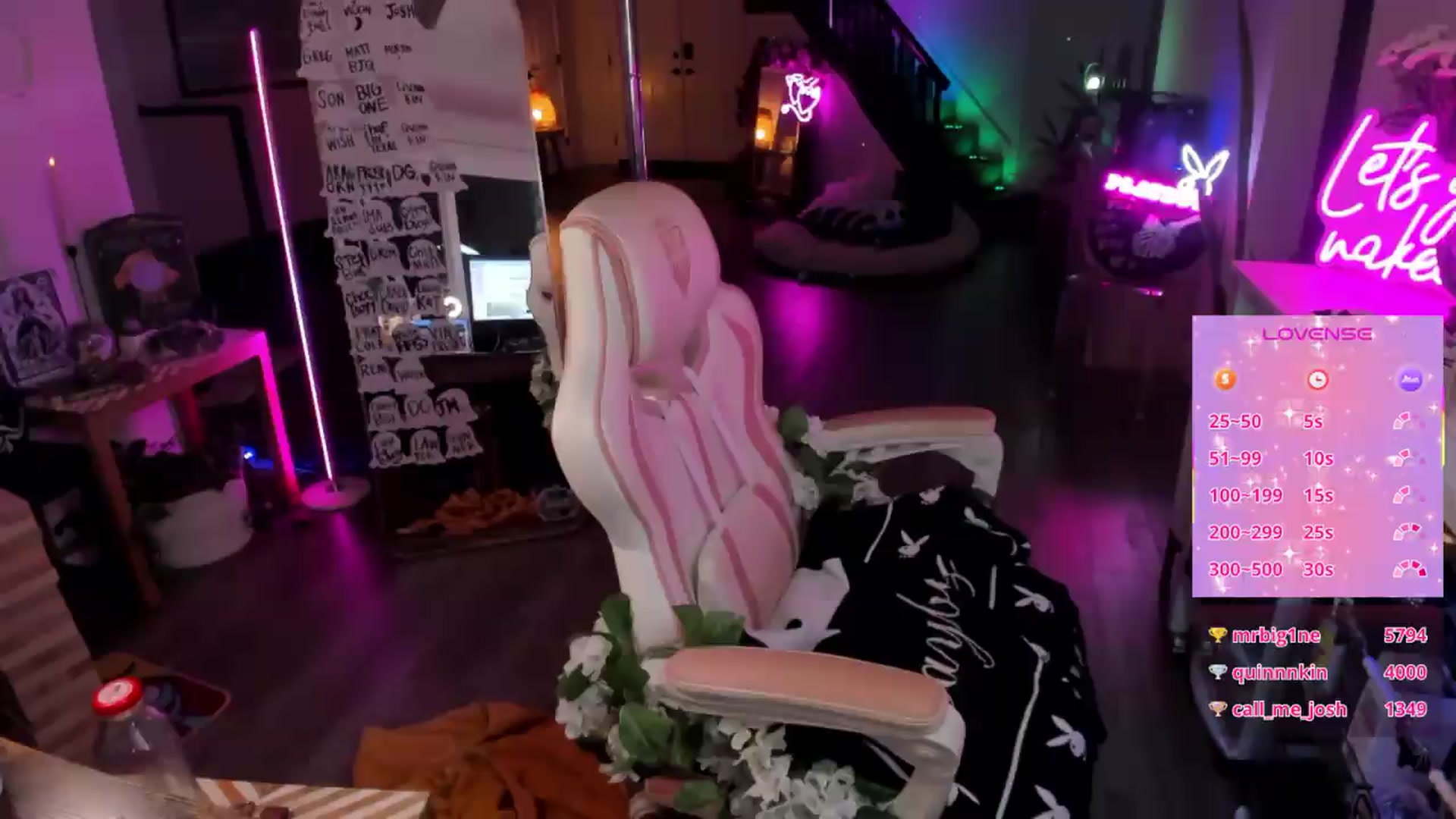 Gallery image thumbnail from LillieQ's myfreecams stream on, 09/19/2026, 11:05 image 4 of 20