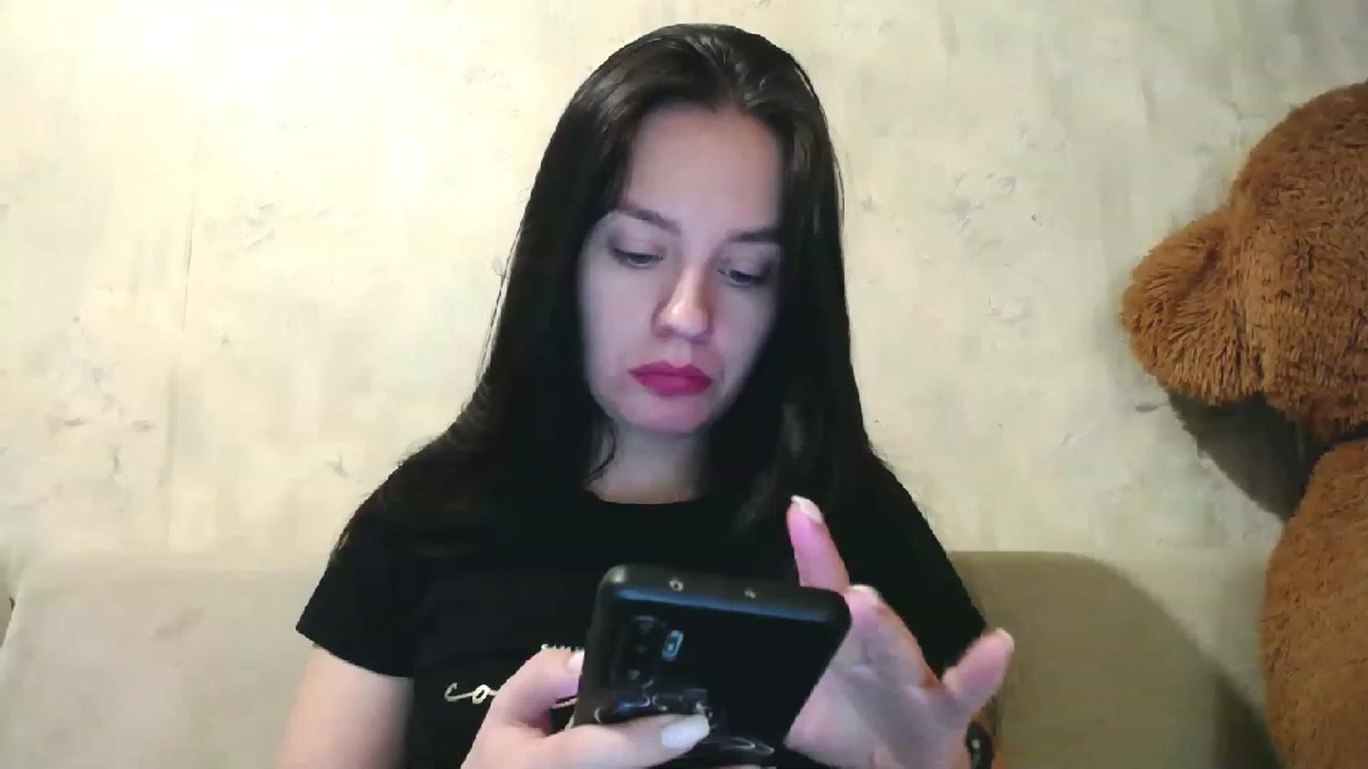 Gallery image thumbnail from Lillit__Wood_'s myfreecams stream on, 12/20/2022, 24:00 image 17 of 20