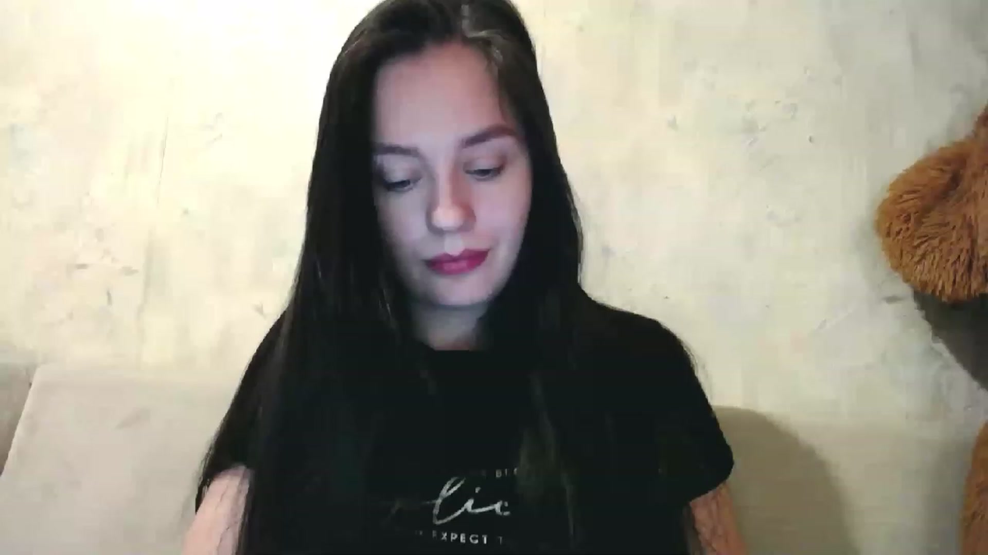 Gallery image thumbnail from Lillit__Wood_'s myfreecams stream on, 12/20/2022, 24:38 image 11 of 20