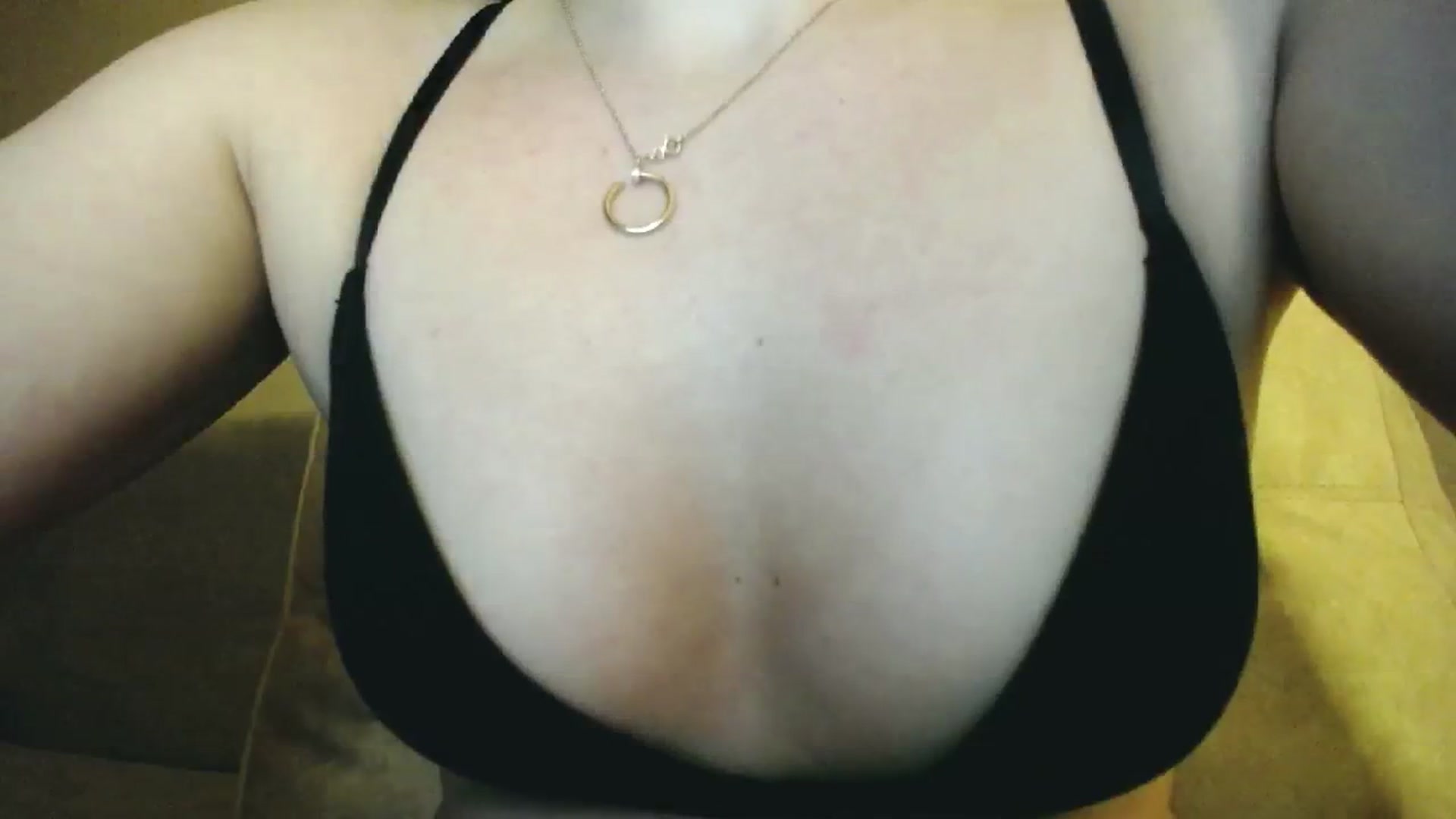Gallery image thumbnail from Lillit__Wood_'s myfreecams stream on, 10/02/2023, 24:02 image 13 of 20