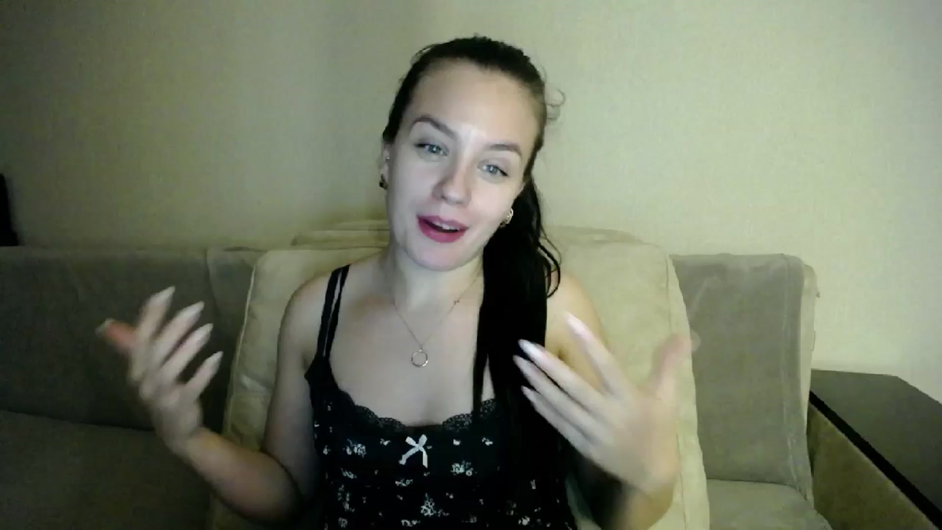 Gallery image thumbnail from Lillit__Wood_'s myfreecams stream on, 11/17/2023, 01:14 image 6 of 20