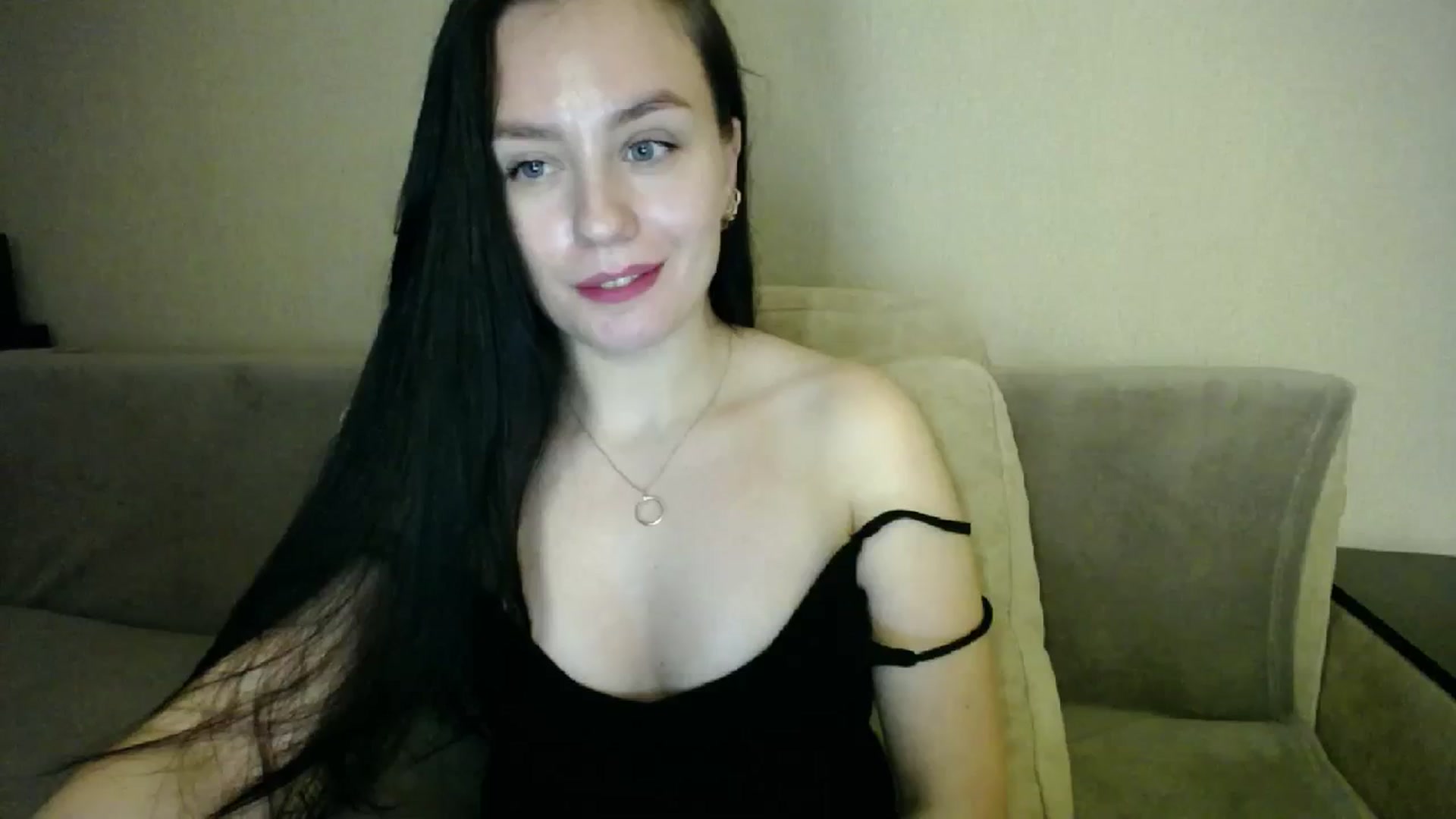 Gallery image thumbnail from Lillit__Wood_'s myfreecams stream on, 11/25/2023, 01:00 image 5 of 20