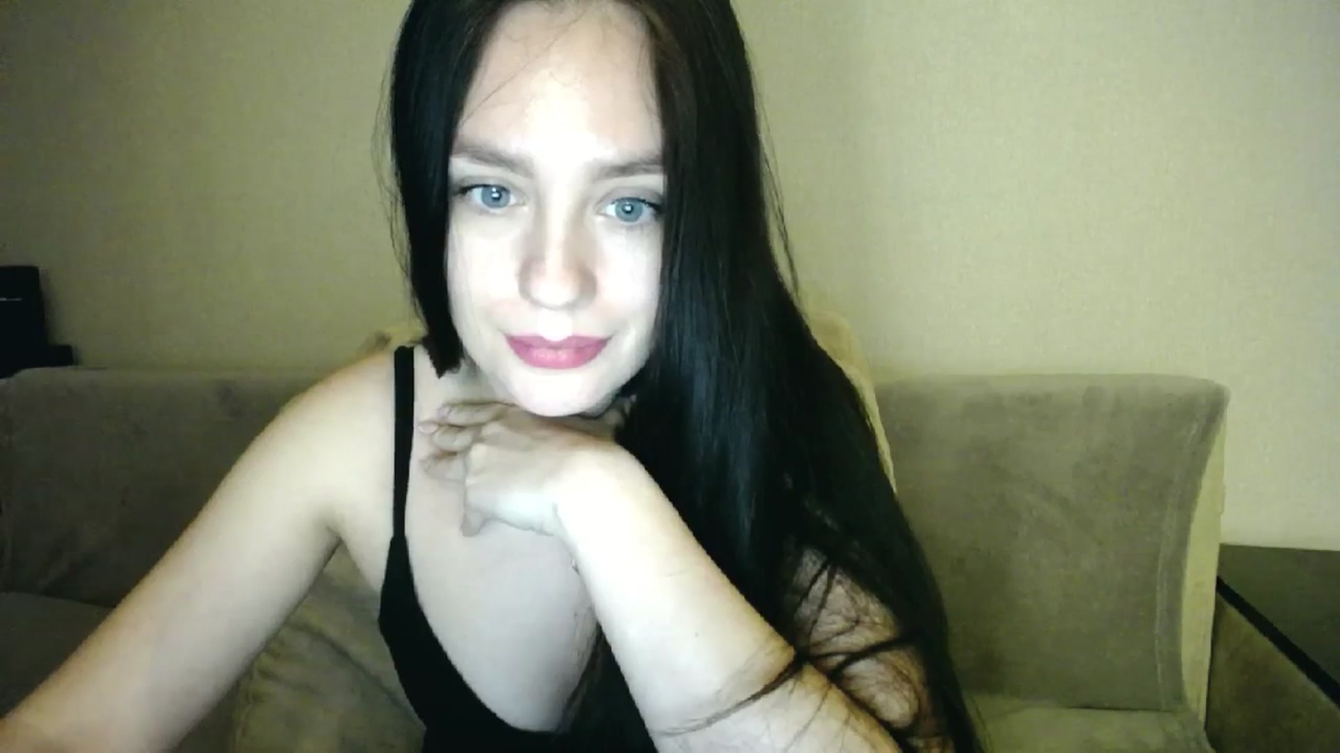 Gallery image thumbnail from Lillit__Wood_'s myfreecams stream on, 11/25/2023, 01:00 image 13 of 20