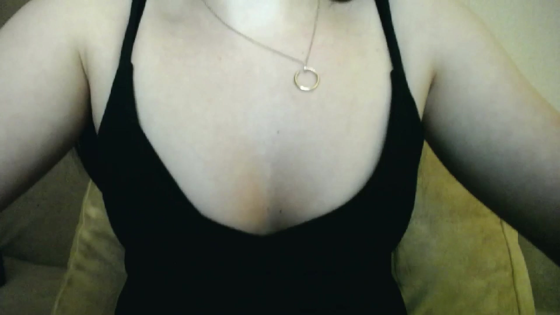 Gallery image thumbnail from Lillit__Wood_'s myfreecams stream on, 11/25/2023, 01:00 image 18 of 20