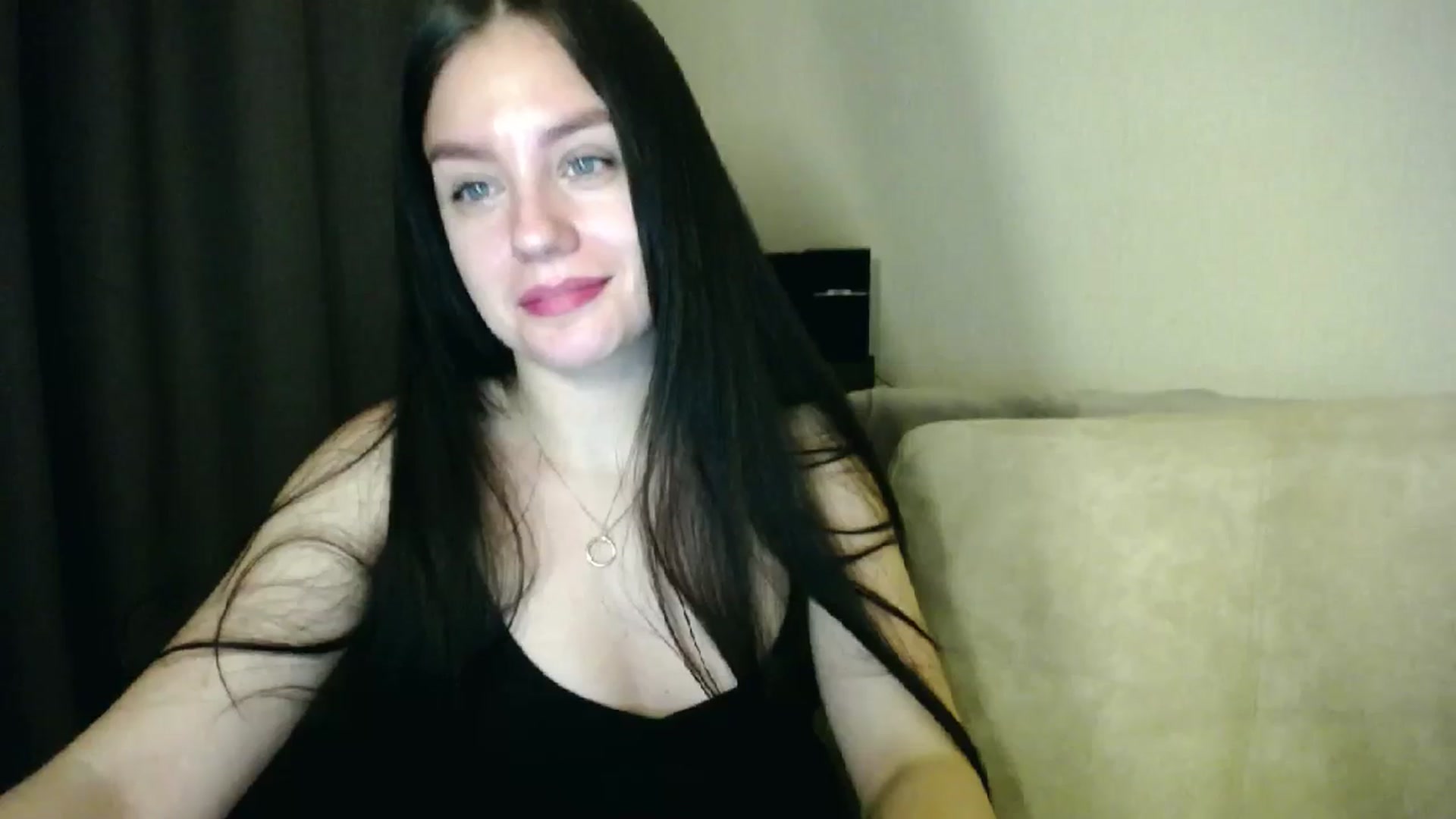 Gallery image thumbnail from Lillit__Wood_'s myfreecams stream on, 12/04/2023, 01:34 image 3 of 20