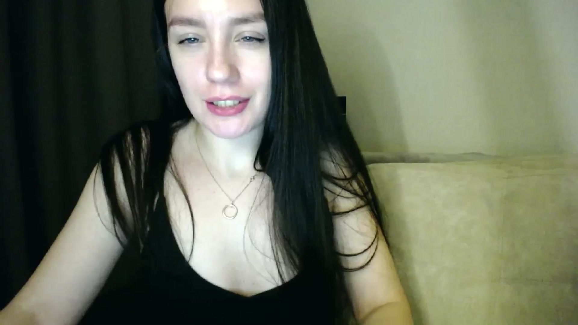 Gallery image thumbnail from Lillit__Wood_'s myfreecams stream on, 12/04/2023, 01:34 image 13 of 20