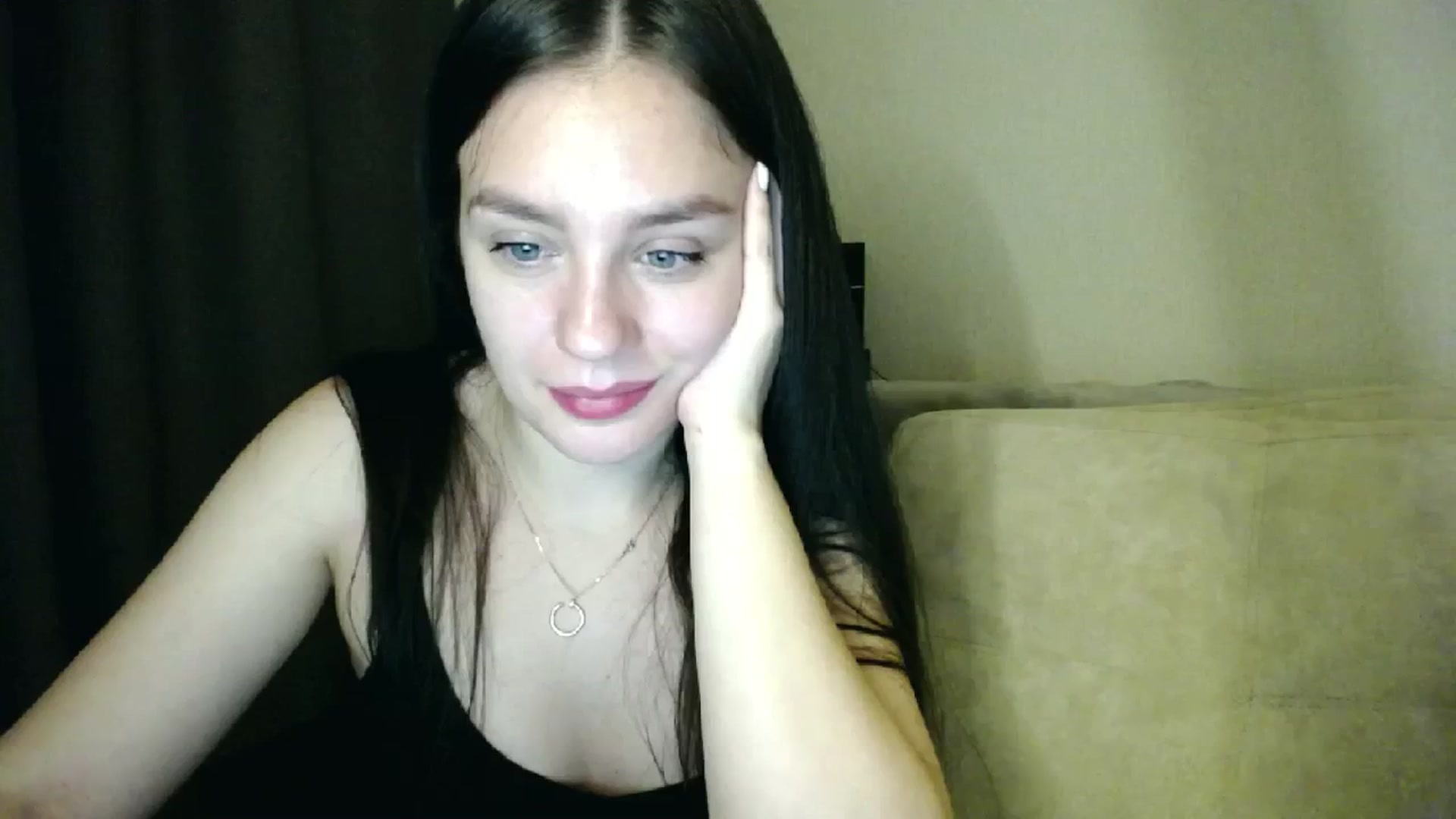 Gallery image thumbnail from Lillit__Wood_'s myfreecams stream on, 12/04/2023, 01:34 image 11 of 20
