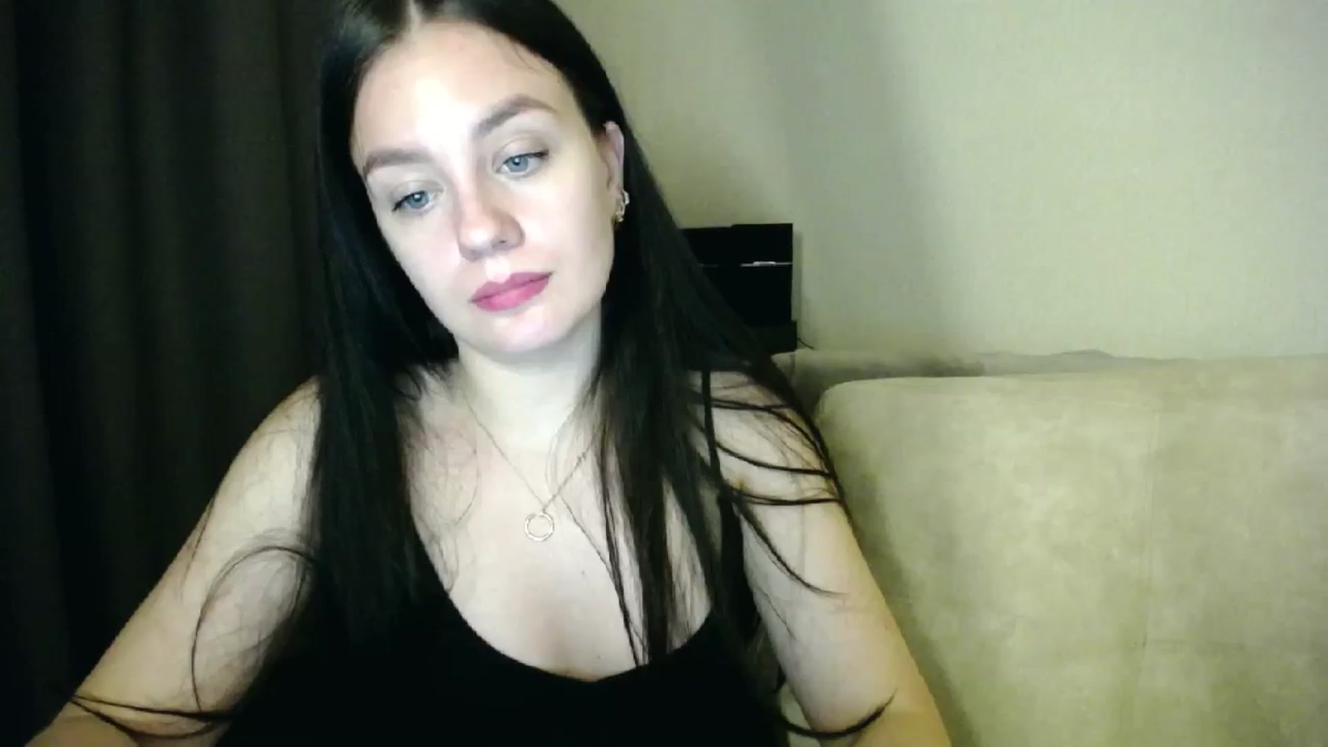 Gallery image thumbnail from Lillit__Wood_'s myfreecams stream on, 12/04/2023, 01:34 image 4 of 20