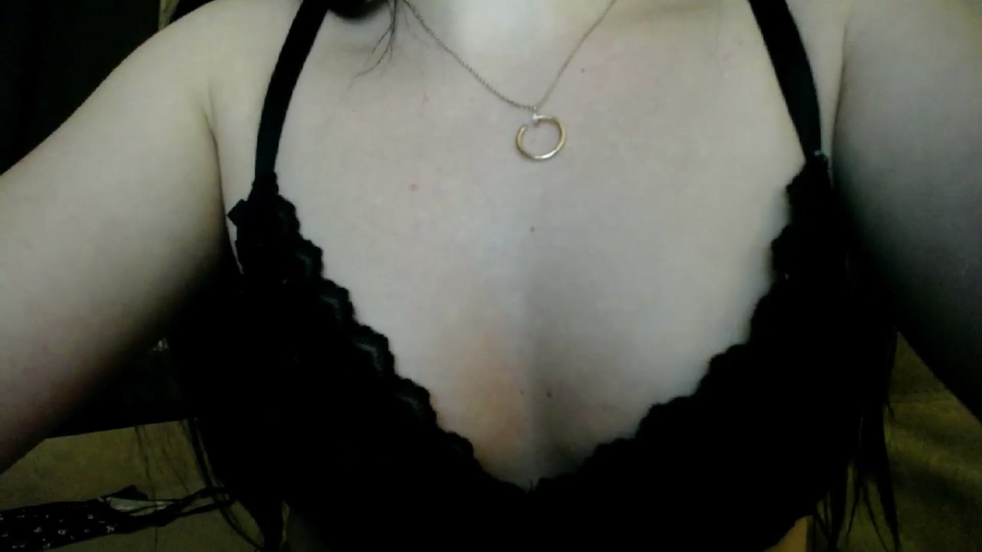 Gallery image thumbnail from Lillit__Wood_'s myfreecams stream on, 12/19/2023, 01:41 image 16 of 20
