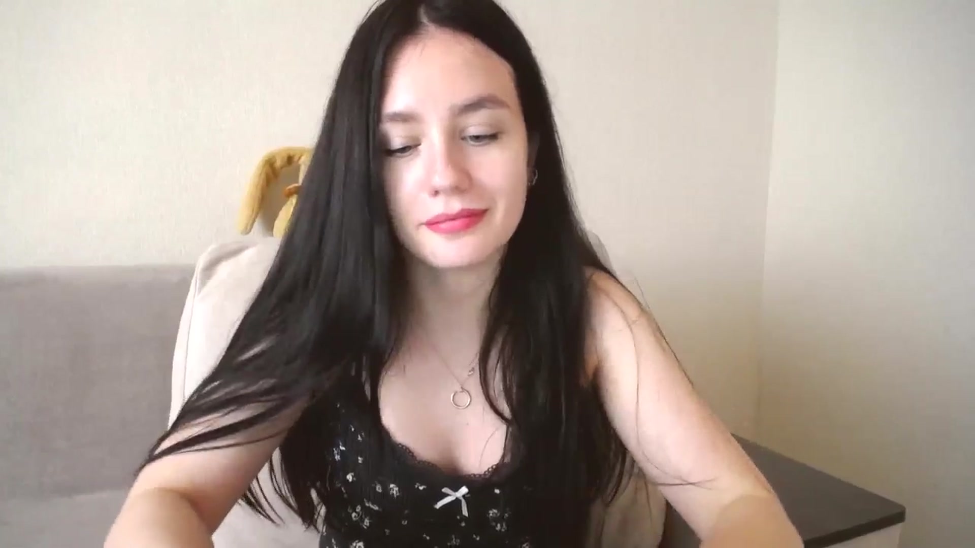 Gallery image thumbnail from Lillit__Wood_'s myfreecams stream on, 05/11/2024, 16:06 image 16 of 20