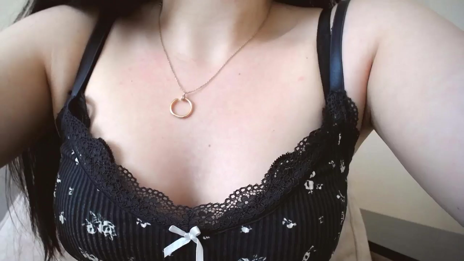 Gallery image thumbnail from Lillit__Wood_'s myfreecams stream on, 05/27/2024, 12:40 image 8 of 20