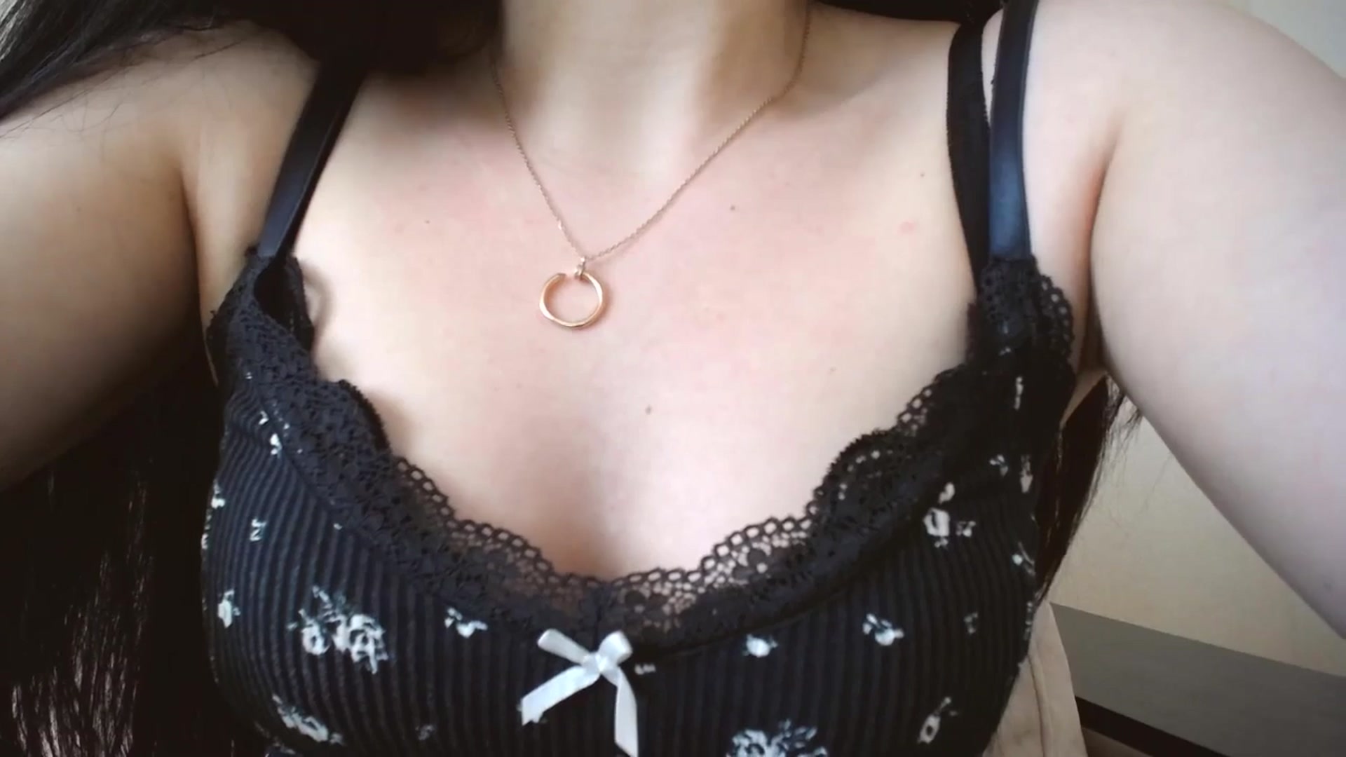 Gallery image thumbnail from Lillit__Wood_'s myfreecams stream on, 05/27/2024, 12:40 image 11 of 20
