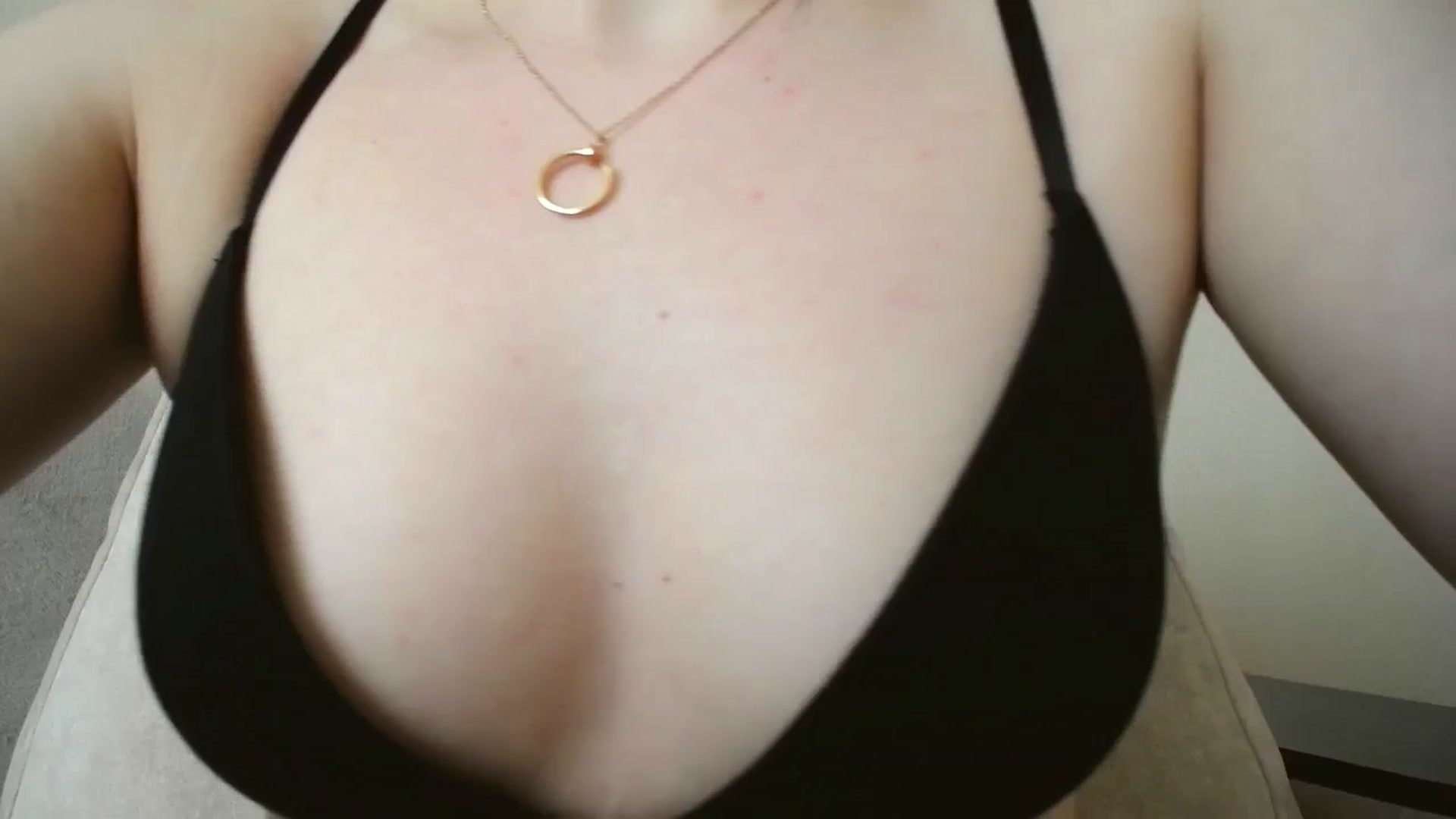 Gallery image thumbnail from Lillit__Wood_'s myfreecams stream on, 06/04/2024, 14:29 image 14 of 20