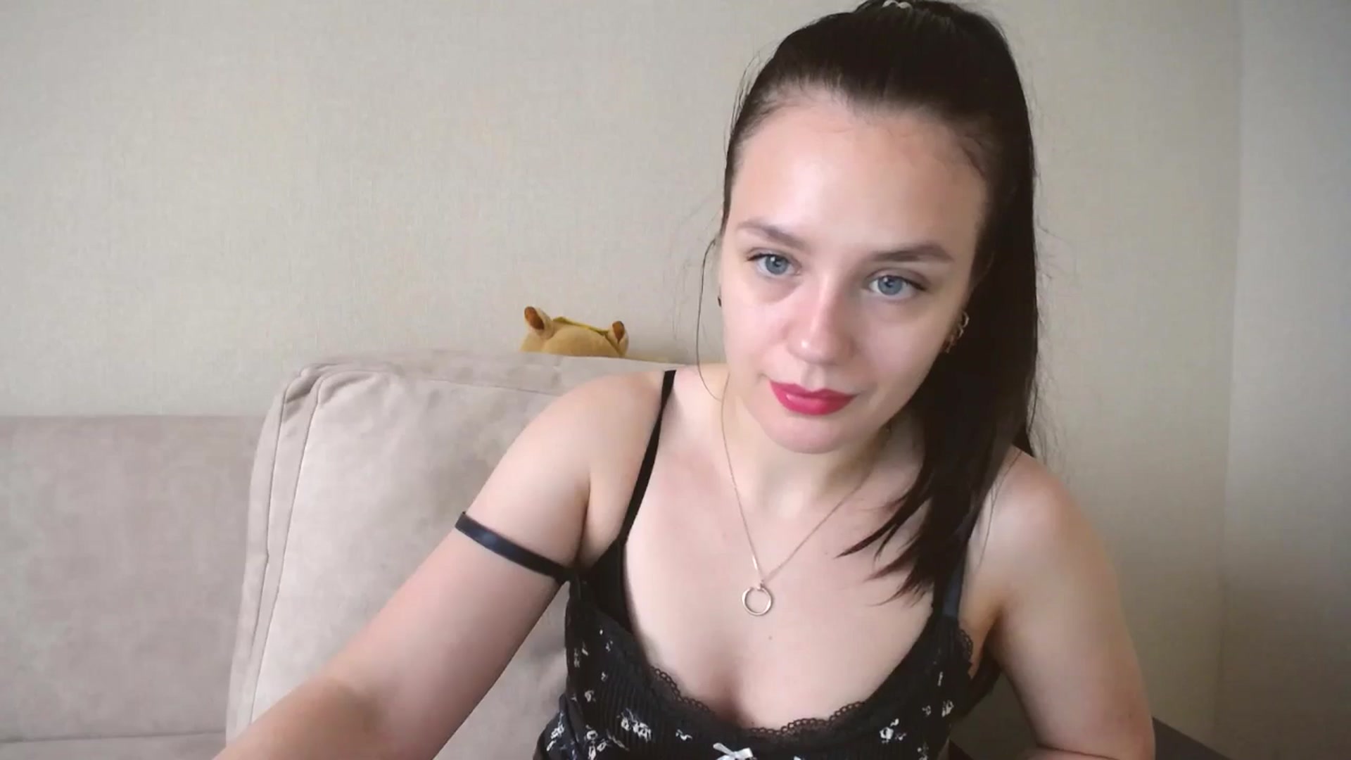 Gallery image thumbnail from Lillit__Wood_'s myfreecams stream on, 06/15/2024, 15:46 image 18 of 20