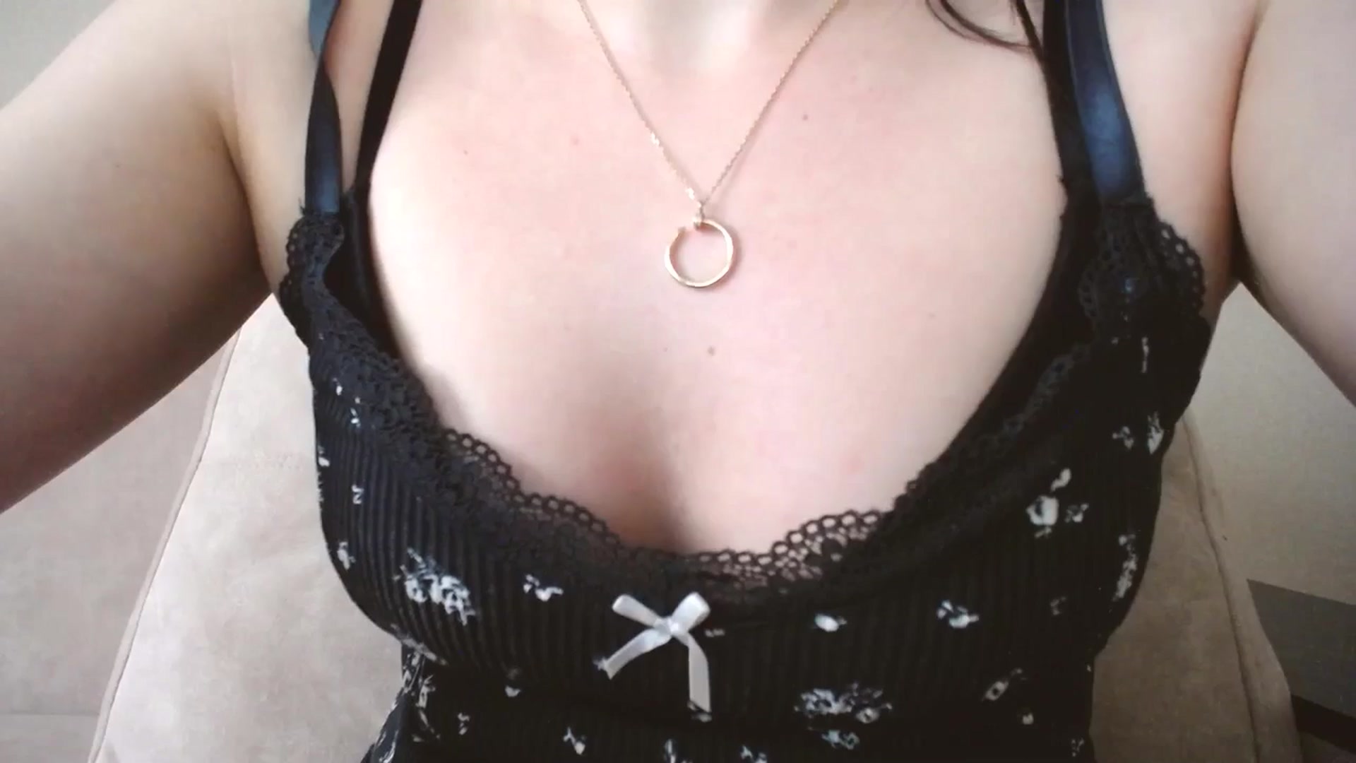 Gallery image thumbnail from Lillit__Wood_'s myfreecams stream on, 06/15/2024, 16:23 image 8 of 20
