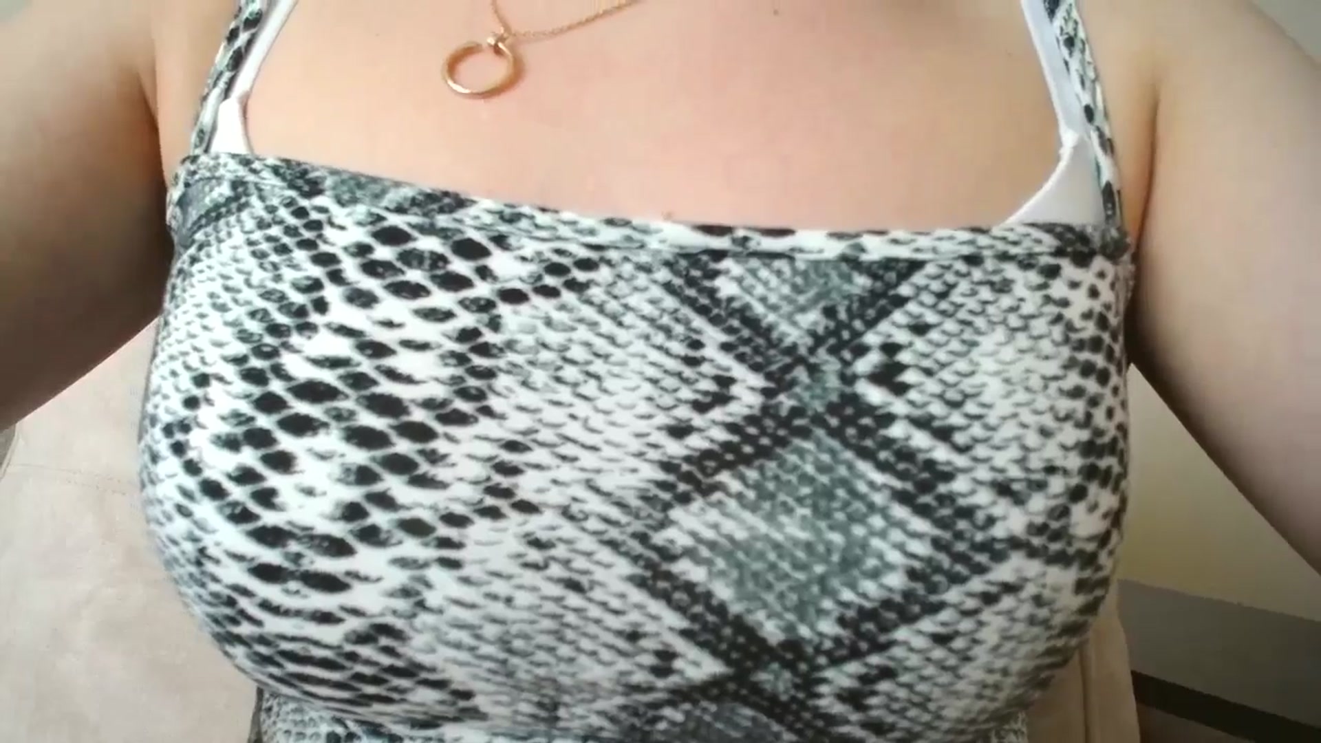 Gallery image thumbnail from Lillit__Wood_'s myfreecams stream on, 06/16/2024, 15:56 image 17 of 20