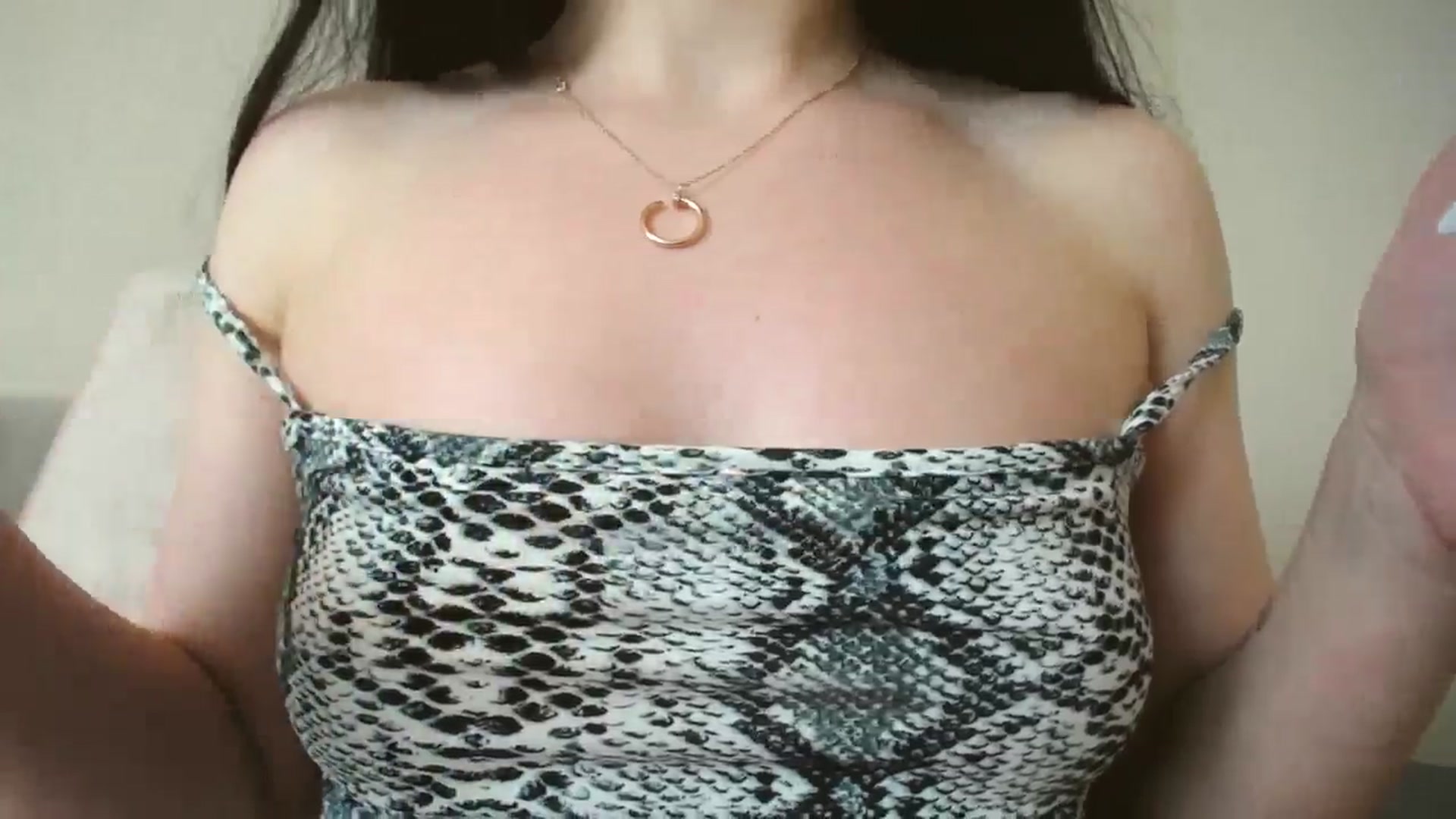 Gallery image thumbnail from Lillit__Wood_'s myfreecams stream on, 06/16/2024, 16:32 image 3 of 20