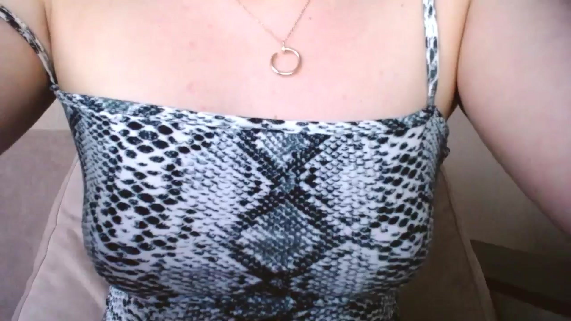 Gallery image thumbnail from Lillit__Wood_'s myfreecams stream on, 07/04/2024, 17:53 image 17 of 20