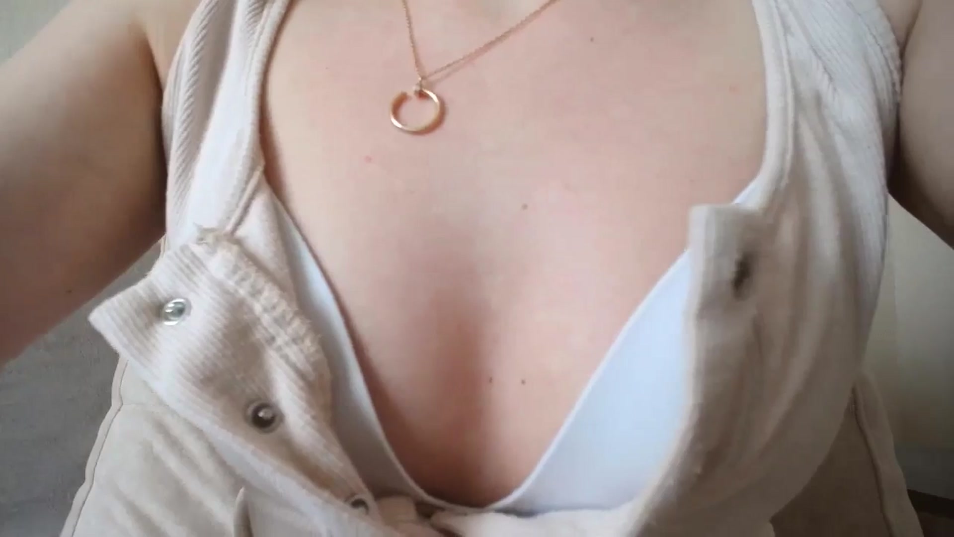Gallery image thumbnail from Lillit__Wood_'s myfreecams stream on, 08/02/2024, 15:49 image 18 of 20