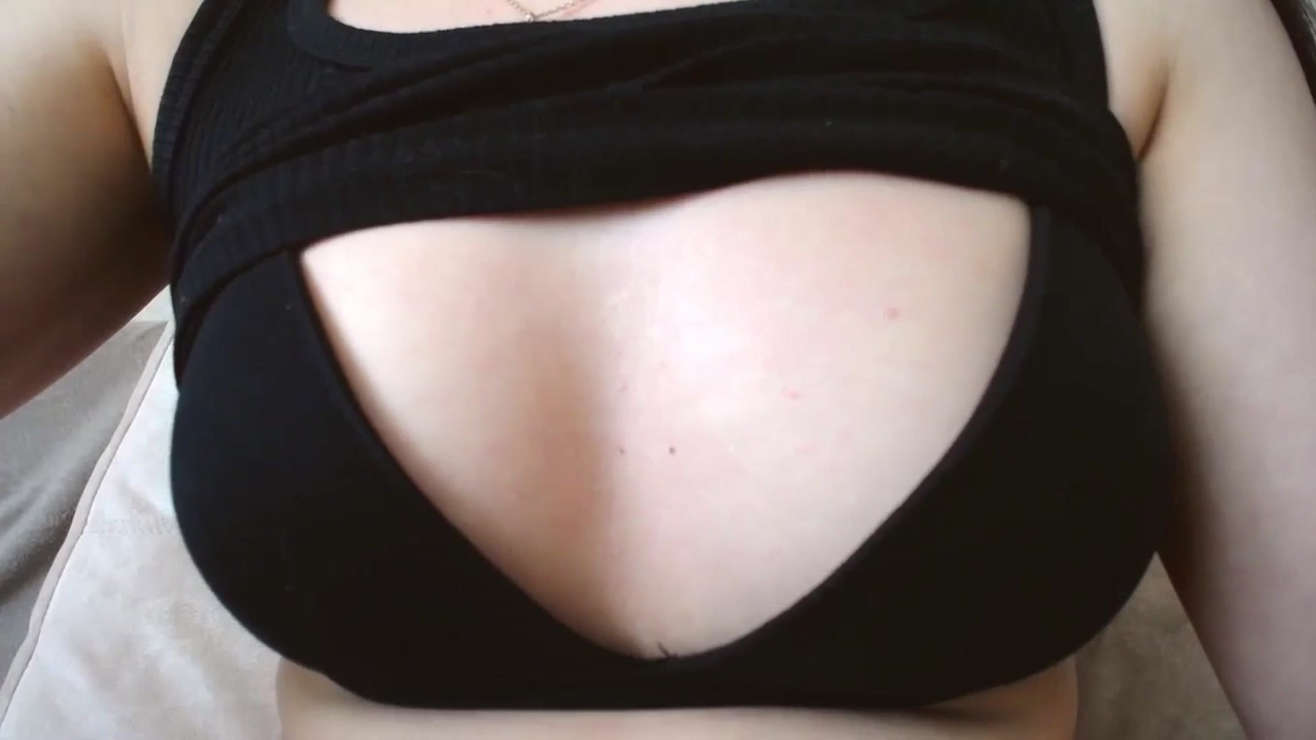 Gallery image thumbnail from Lillit__Wood_'s myfreecams stream on, 08/08/2024, 15:32 image 3 of 20