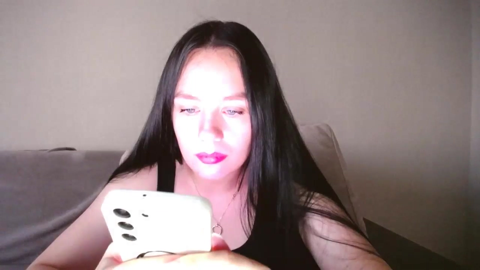 Gallery image thumbnail from Lillit__Wood_'s myfreecams stream on, 08/08/2024, 17:17 image 14 of 20